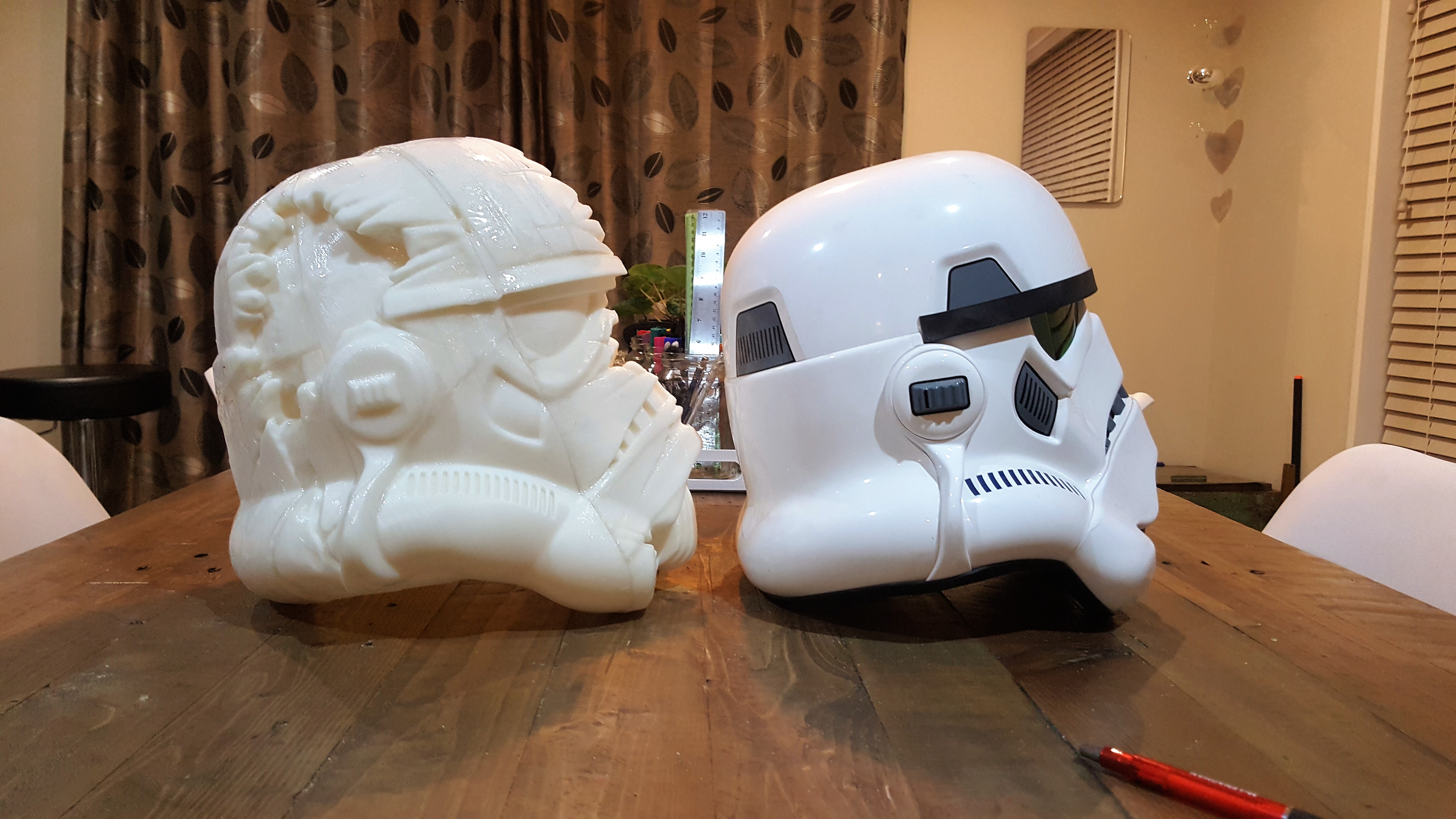 Miniatura 4 do modelo 3D Dead Trooper Helmet Extra Large