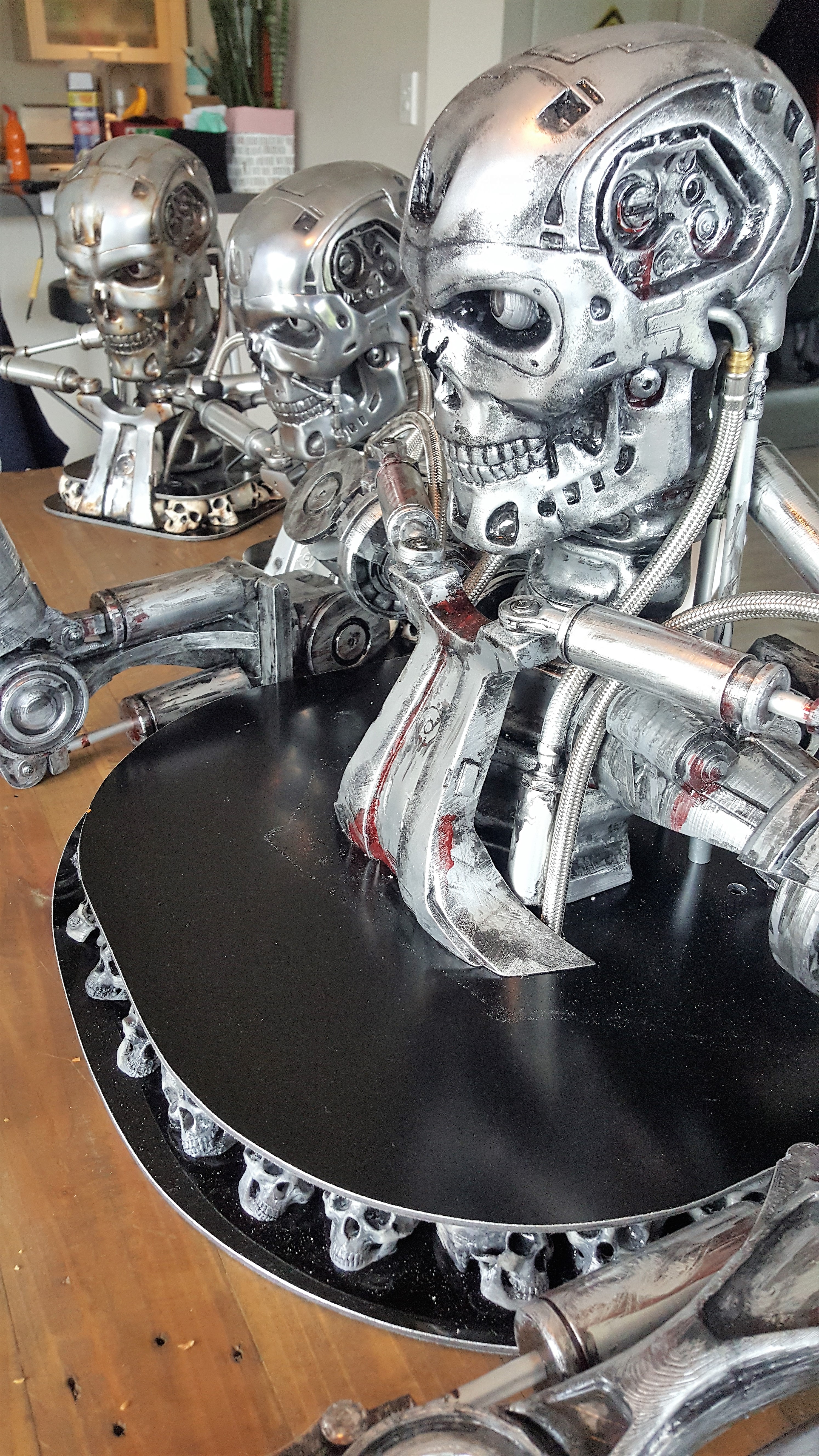 Miniatura 2 do modelo 3D Terminator T800 Split Shoulders "Bust Concept"