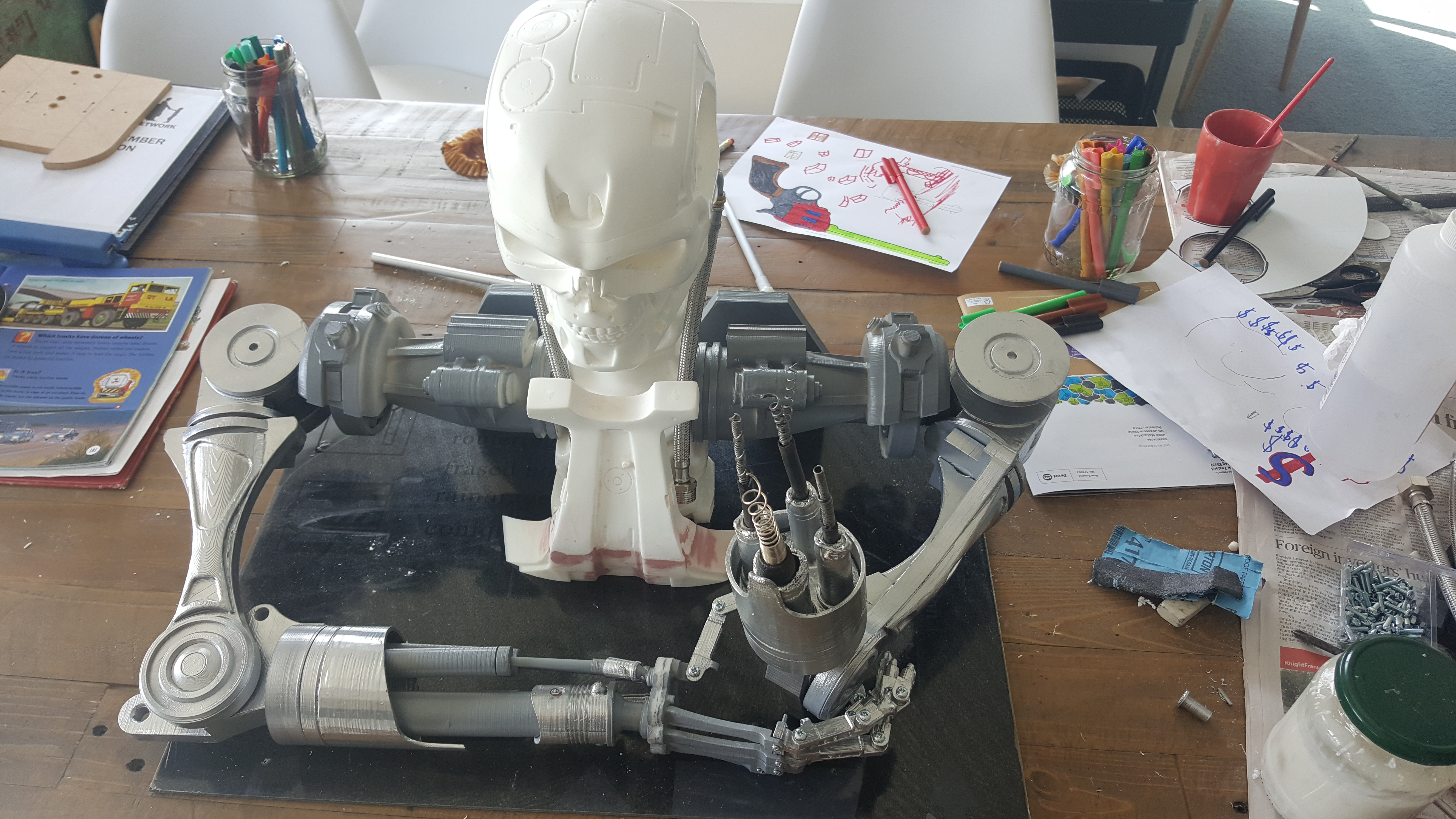 Miniatura 34 do modelo 3D Terminator T800 Split Shoulders "Bust Concept"