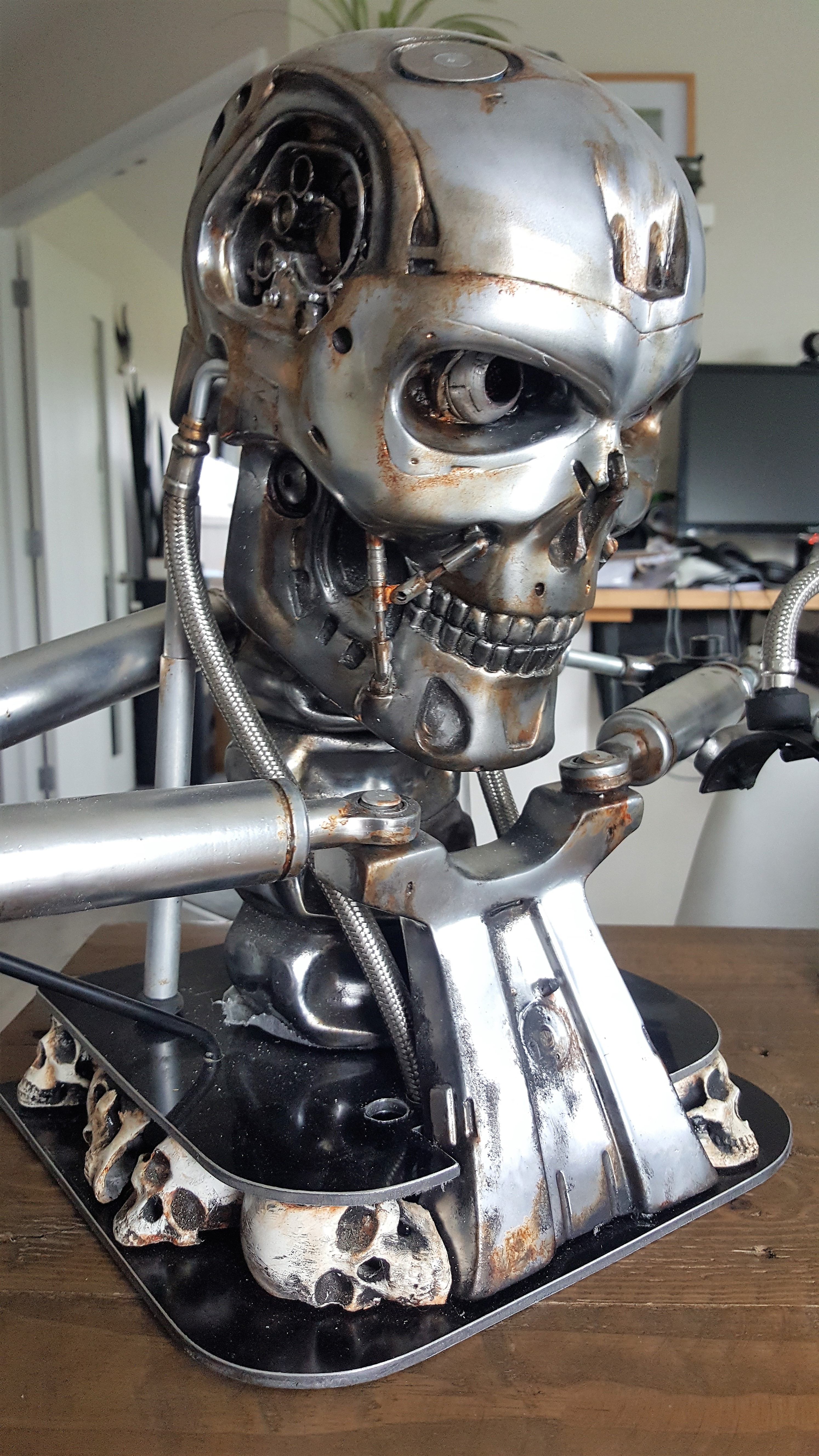 Miniatura 53 do modelo 3D Terminator T800 Split Shoulders "Bust Concept"
