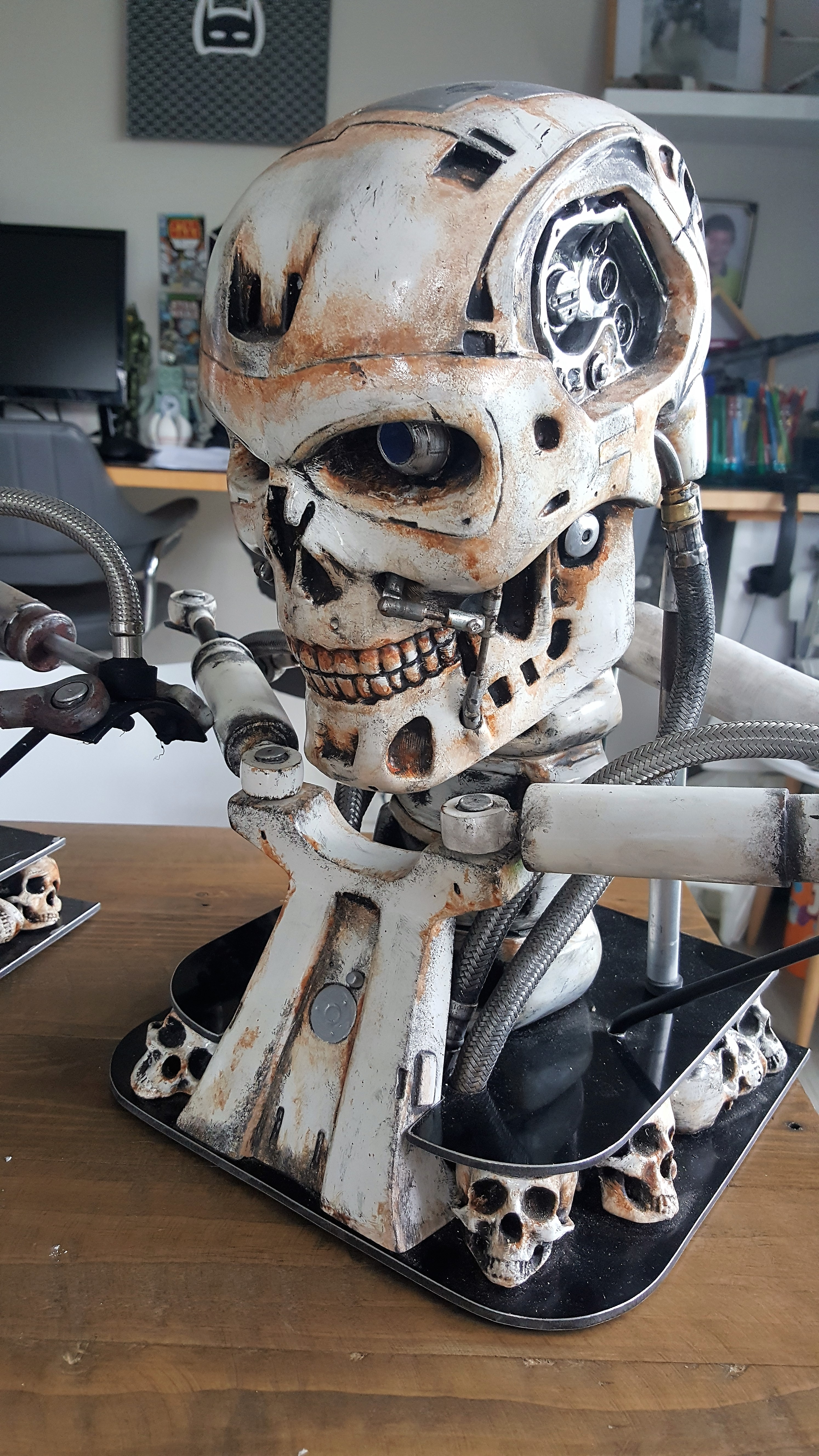 Miniatura 57 do modelo 3D Terminator T800 Split Shoulders "Bust Concept"