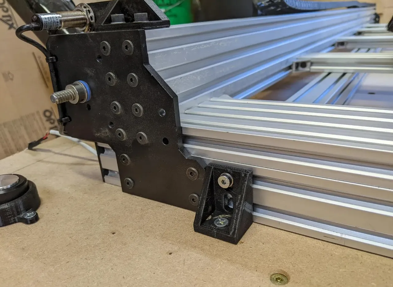 Workbee CNC Workbench Mounts - Pixels to Prototype - Queenbee Extrusion ...
