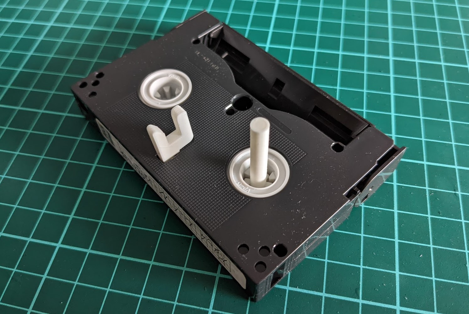 Video 8 and Hi8 manual rewind by Lean 3D Download free STL model