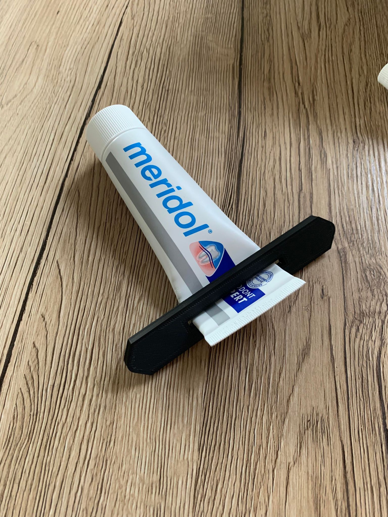 Toothpaste Roller