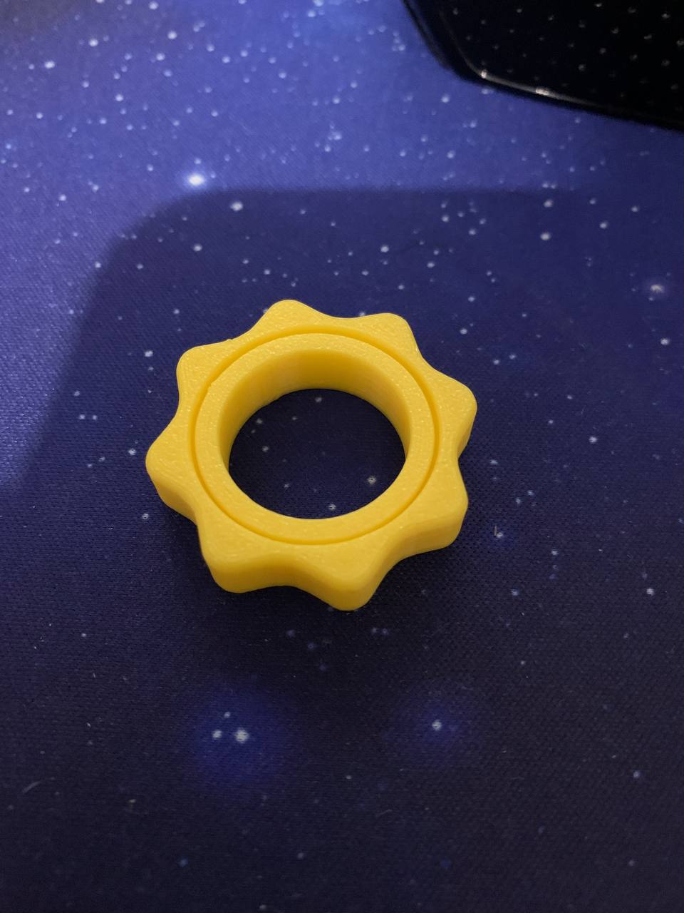 Miniatura 2 do modelo 3D Finger spinner V2