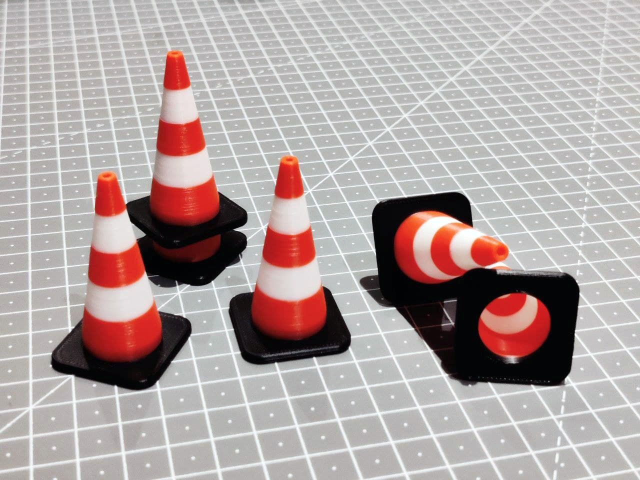 1/10 Traffic Cone
