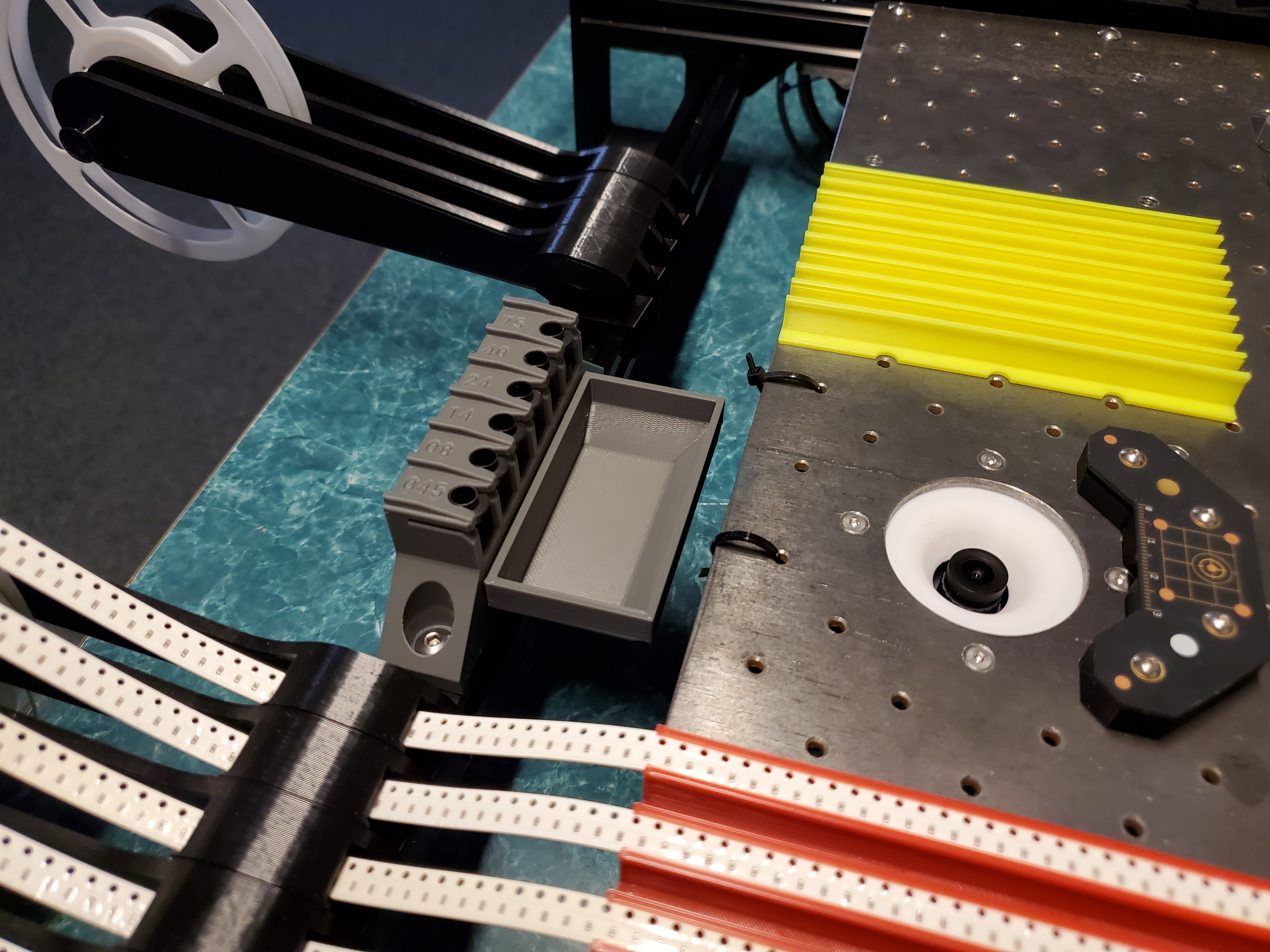 Lumen PnP Tool Holder/Discard Cup