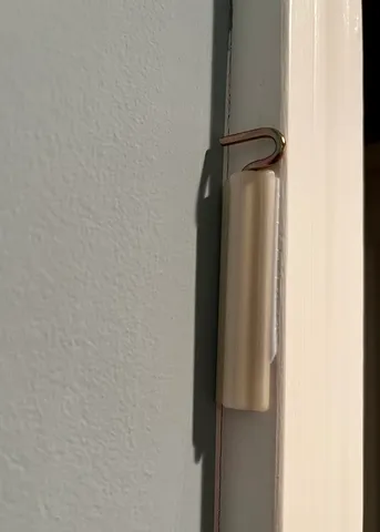Interior Emergency Key Holder