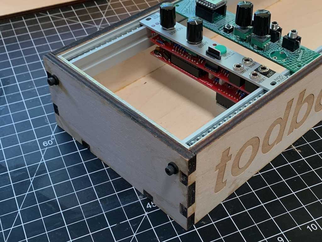 Lasercut Eurorack modular synth skiff case by todbot Download free