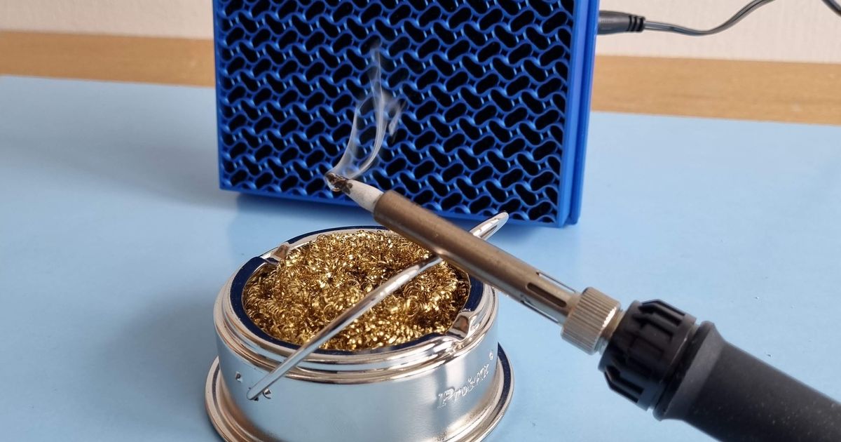 Solder Fumes Extractor by Paprikodlak Download free STL model