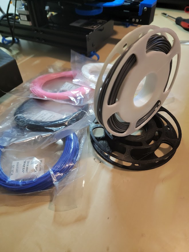 Mini Reusable Spool Holder (Samples/3D Pen)