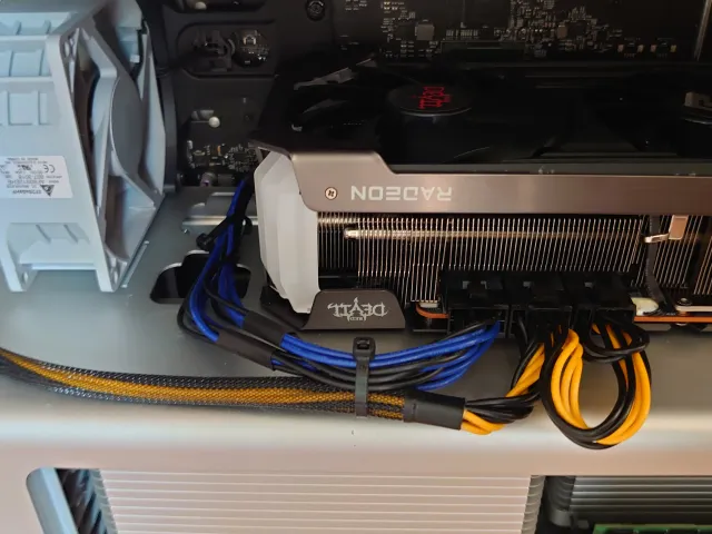 Mac Pro 5,1 Improved PCI Fan Holder