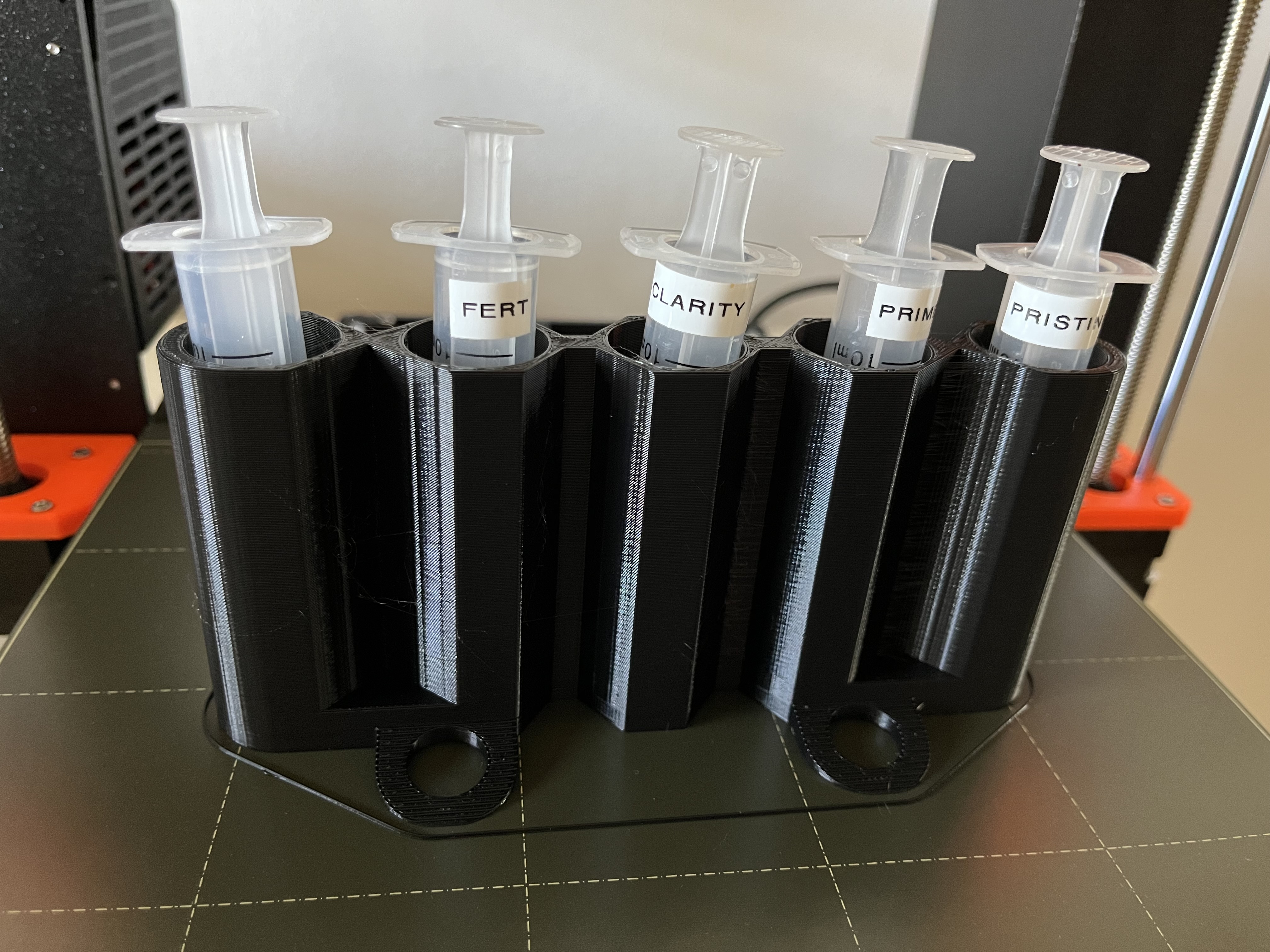 syringe holder for aquarium