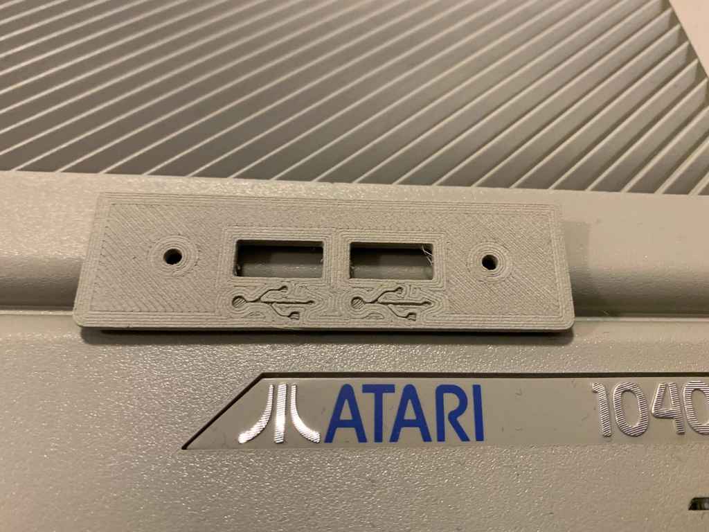 Reinforced Atari Mega ST backcover for Lightning ST USB Interface