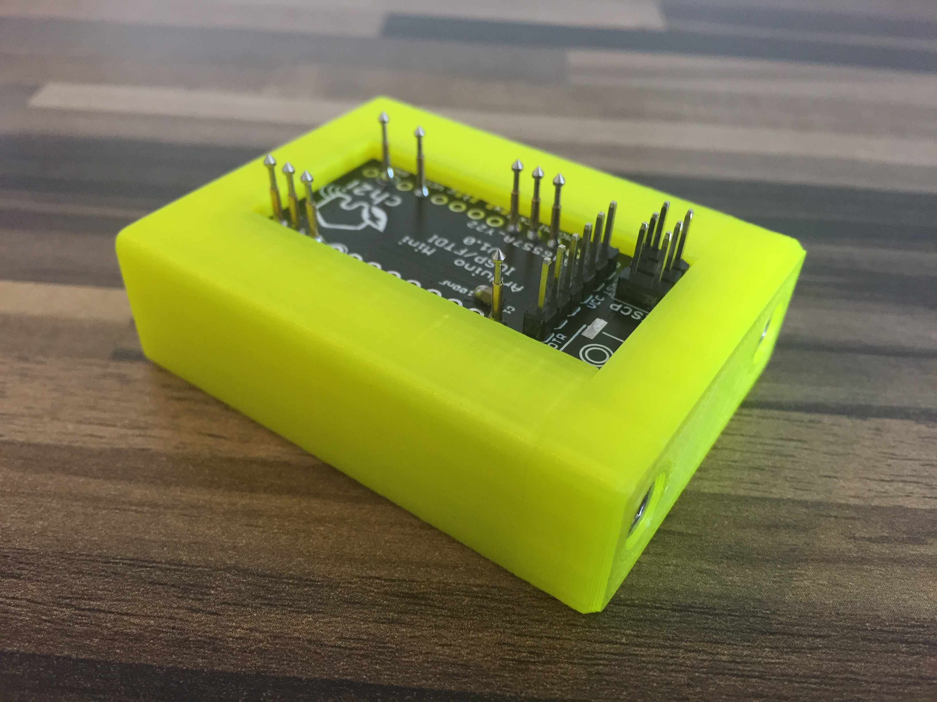 Arduino Pro Mini - Flash Station by Hasenpups | Download free STL model