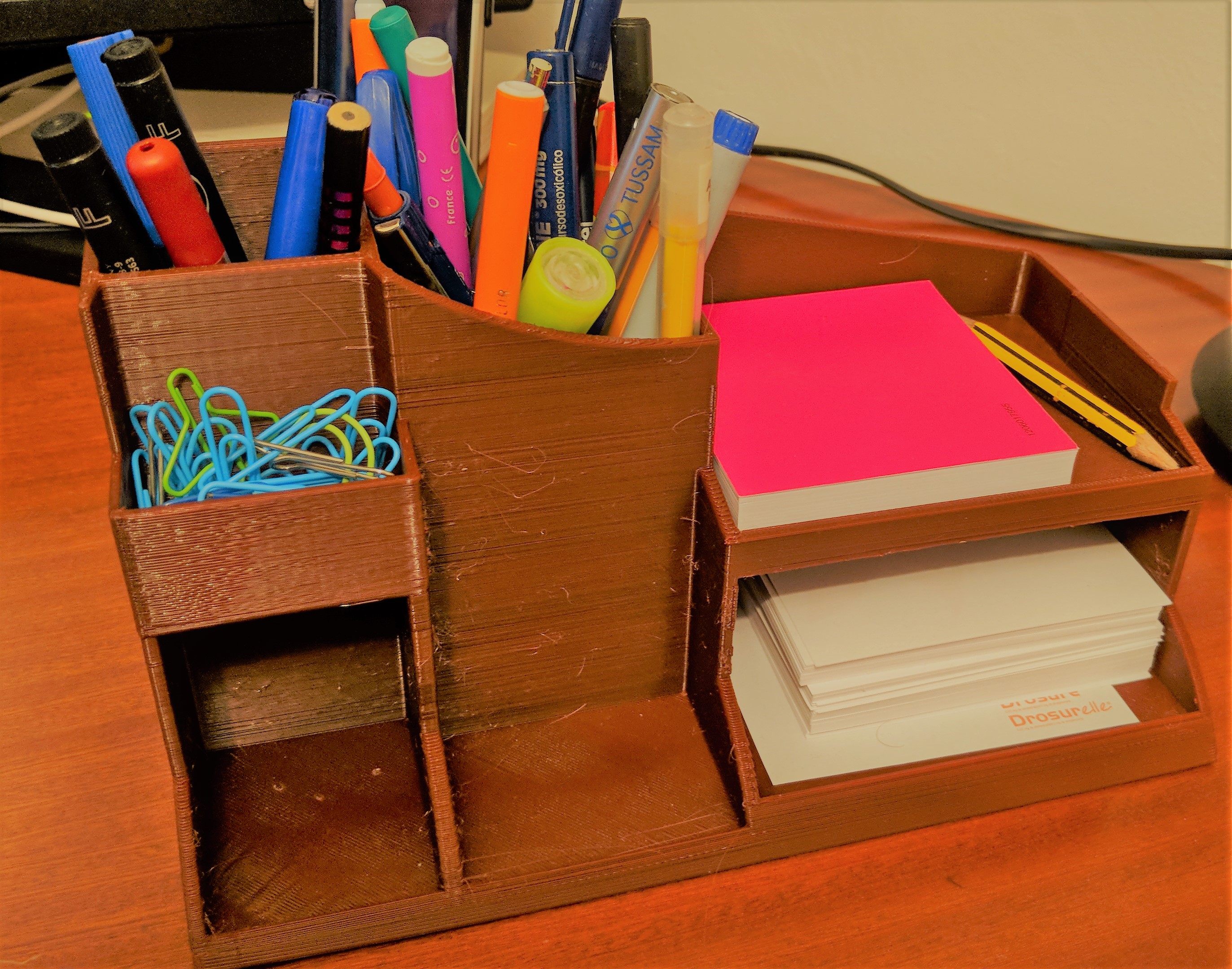 Desktop Organizer de escritorio) by Ricardomo Download free STL model