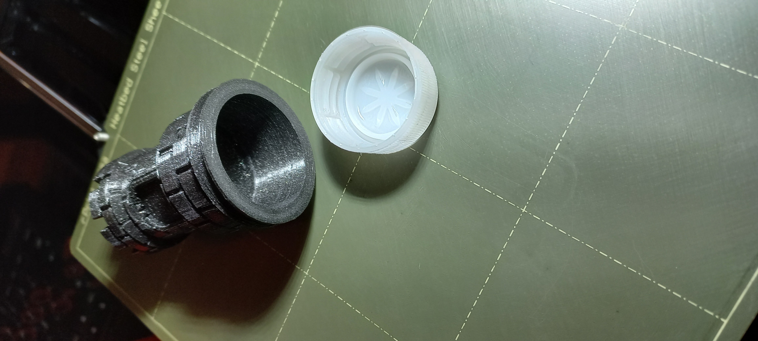 Miniatura 3 do modelo 3D Chess Tower Bottle Cap