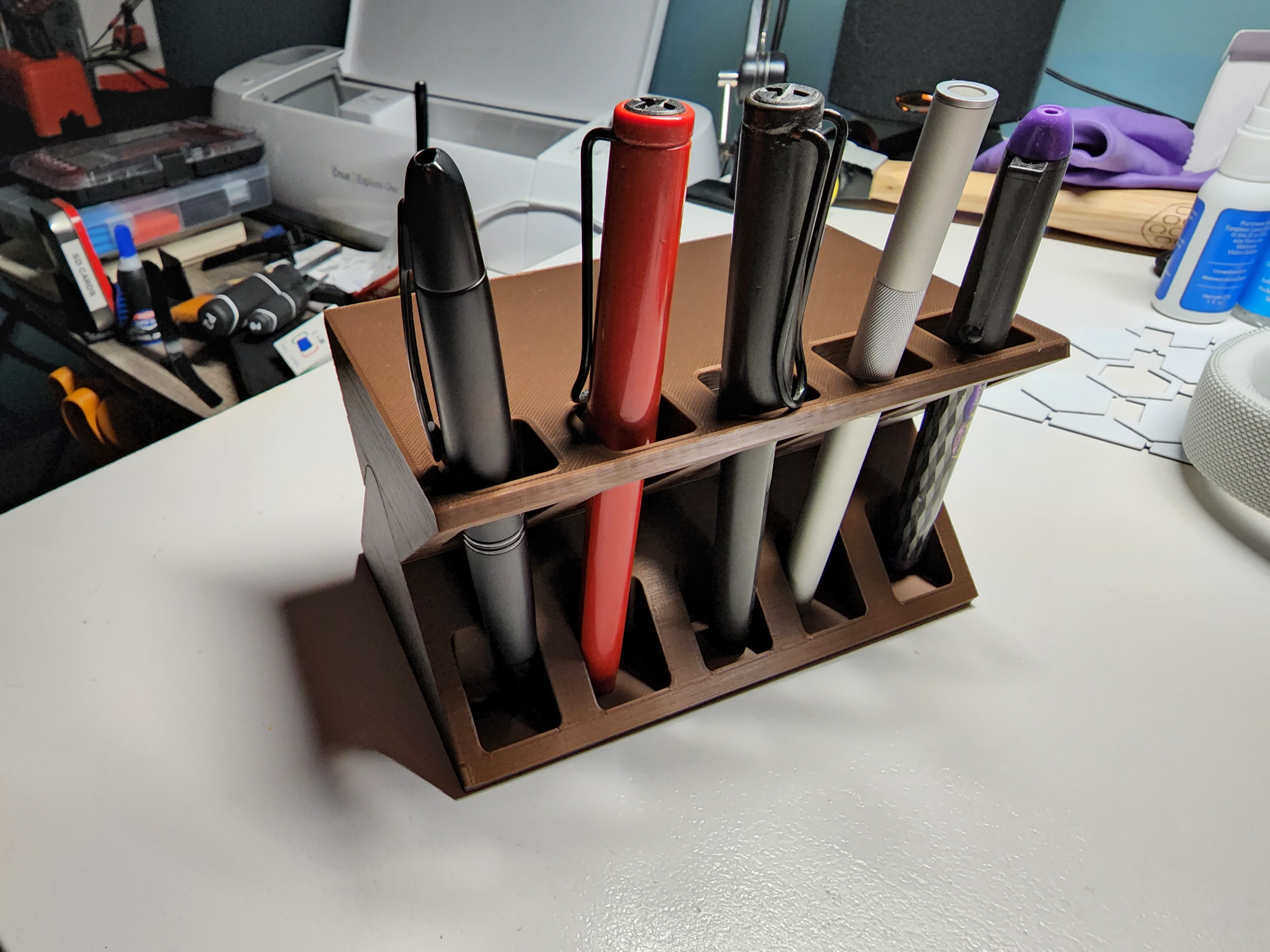 Fountain Pen Holder by iron_harrier Download free STL model