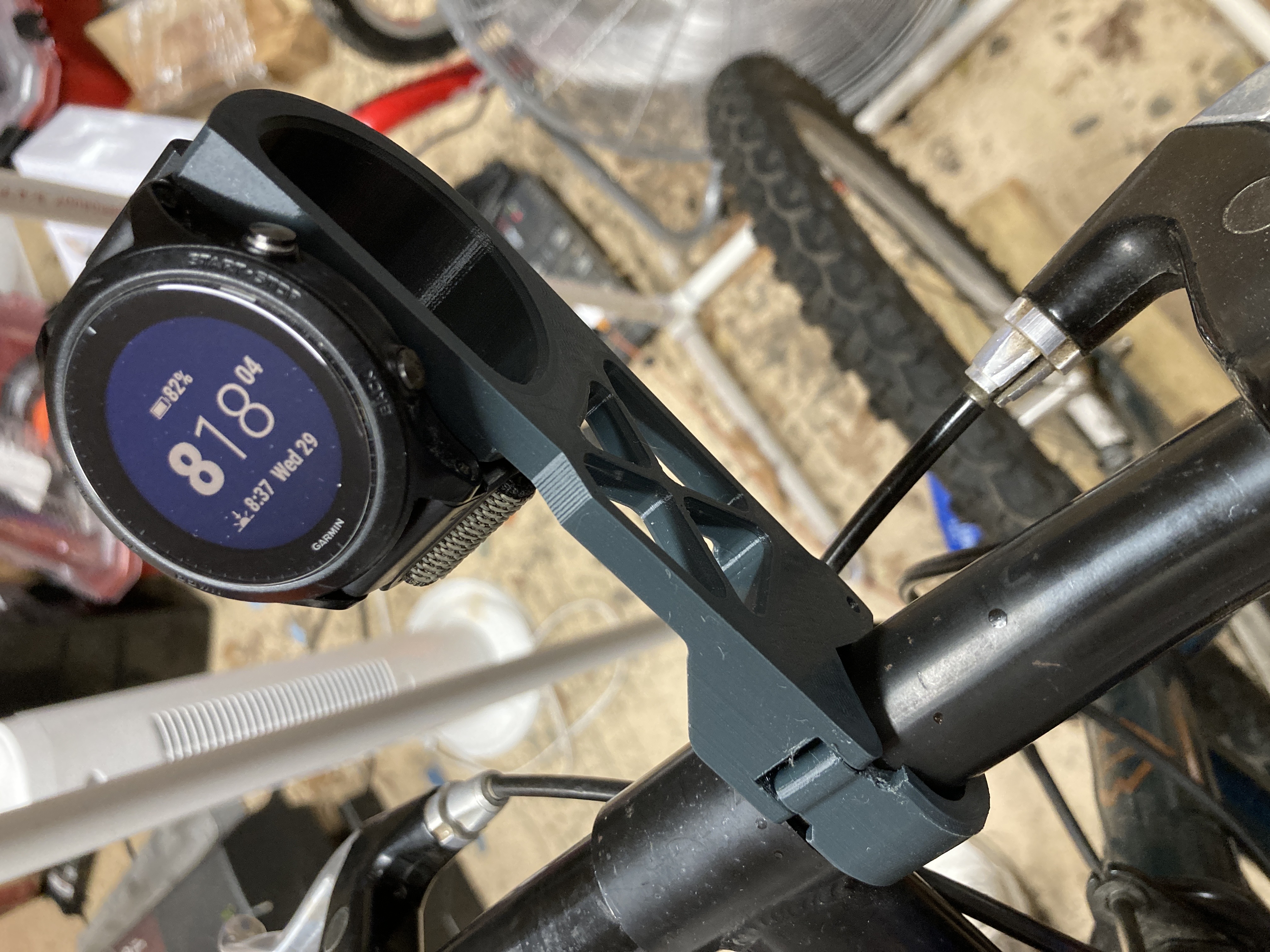 LEZYNE MACRO PLUS GPS BIKE COMPUTER