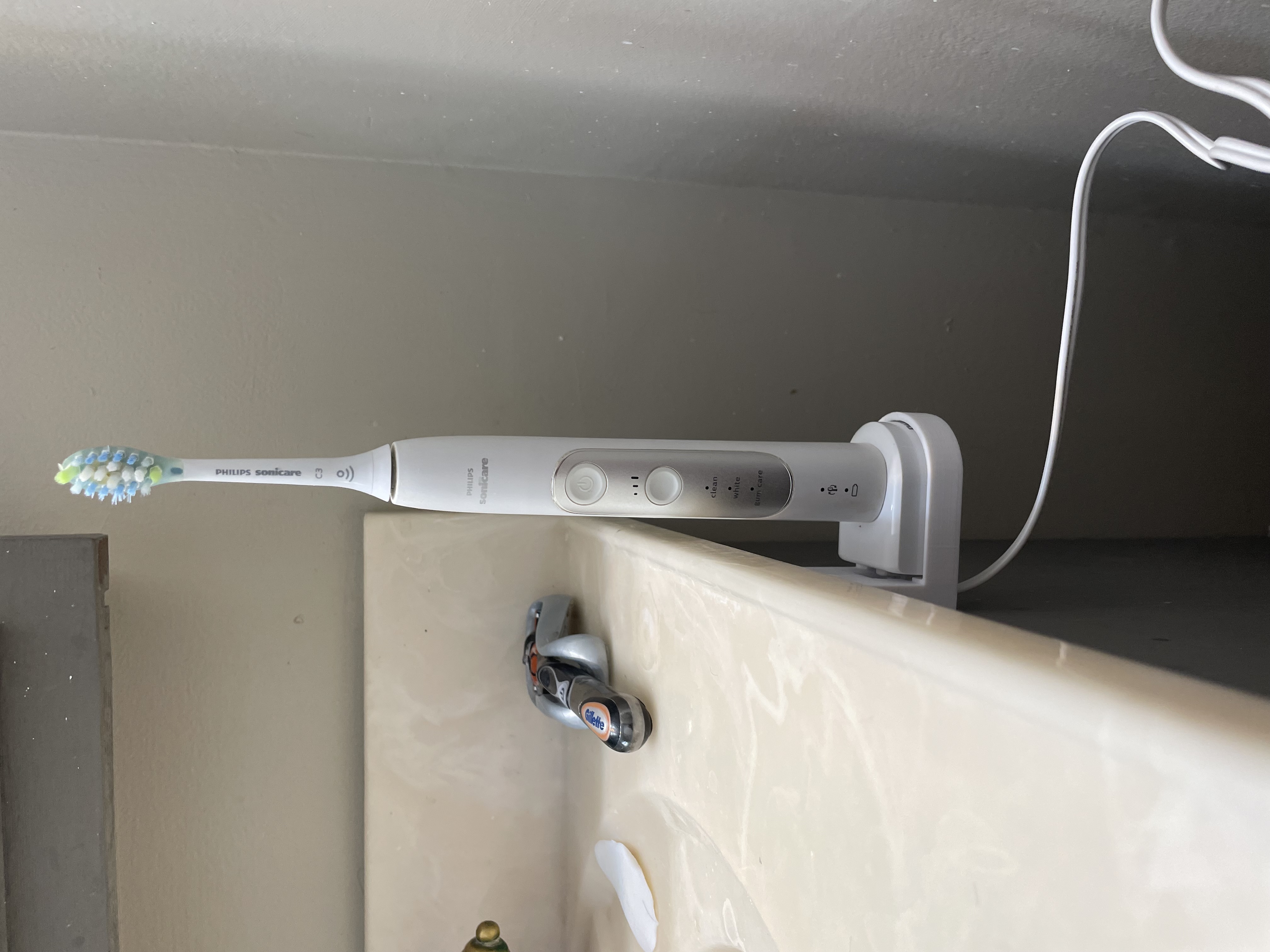 Philips Sonicare wall mount charger