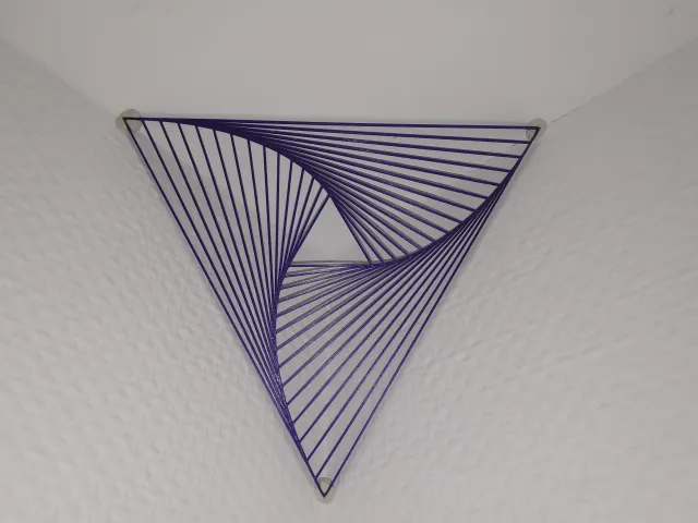 Spiral triangle wall decoration