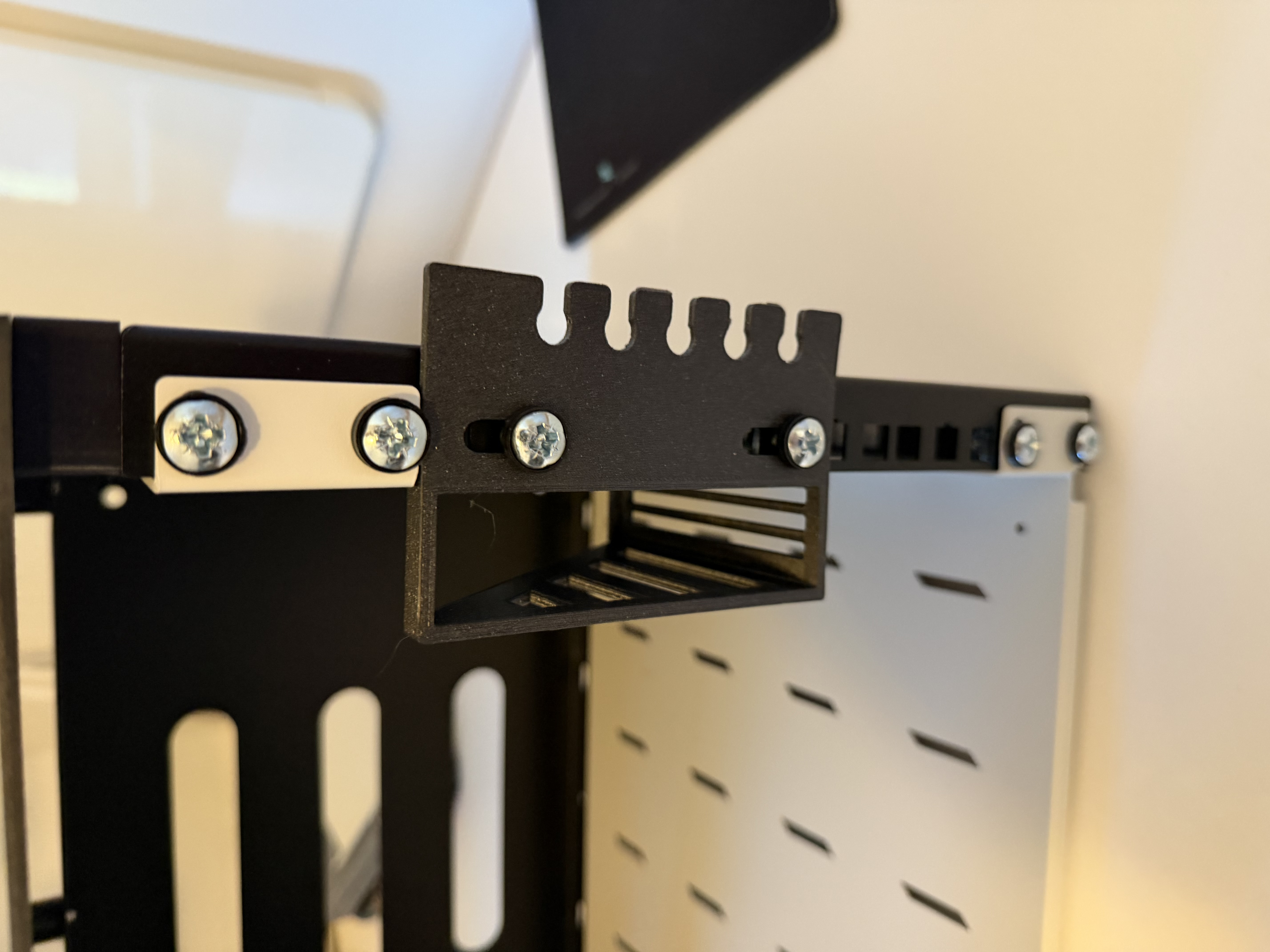 Tplink Switch vertical rack mount — miniatura 4