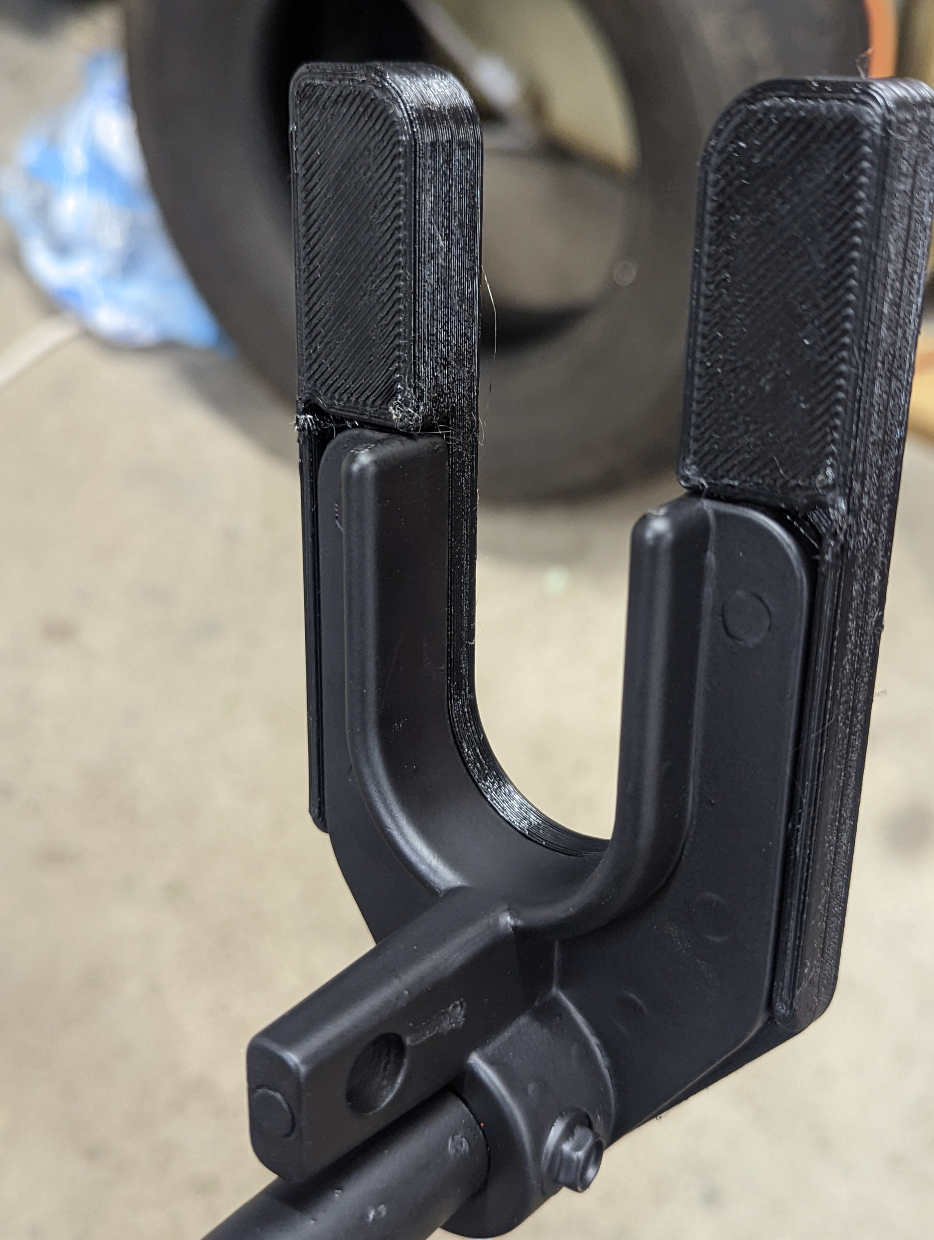 Chain link double gate latch extension by BenK Download free STL