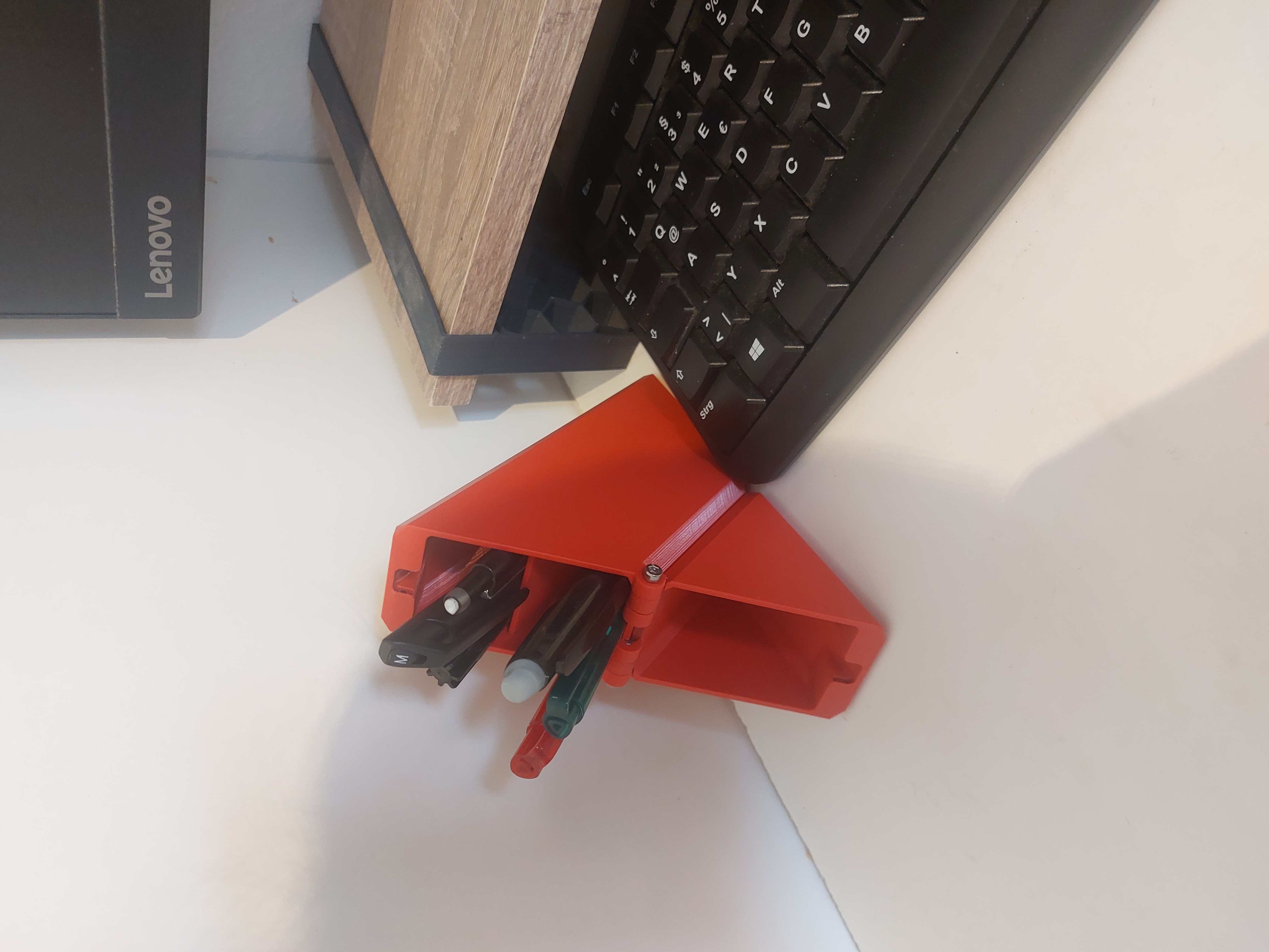 Kakusta Pencilcase — thumbnail 2