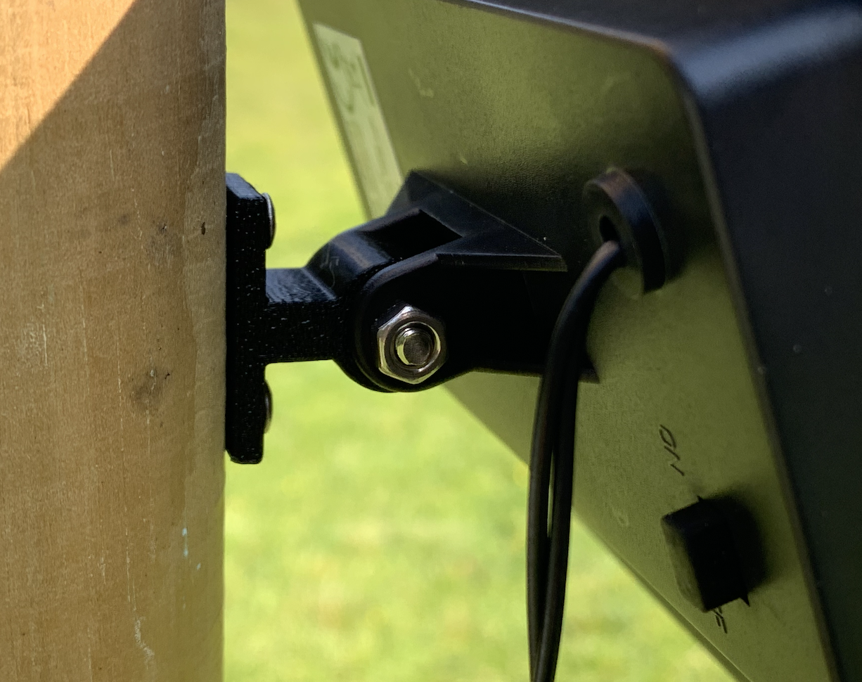 ClasOhlsson led solar panel mount