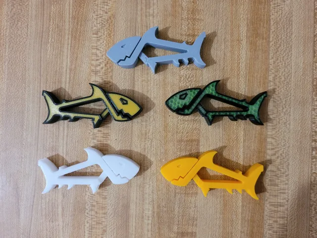 Snack Shark Clip