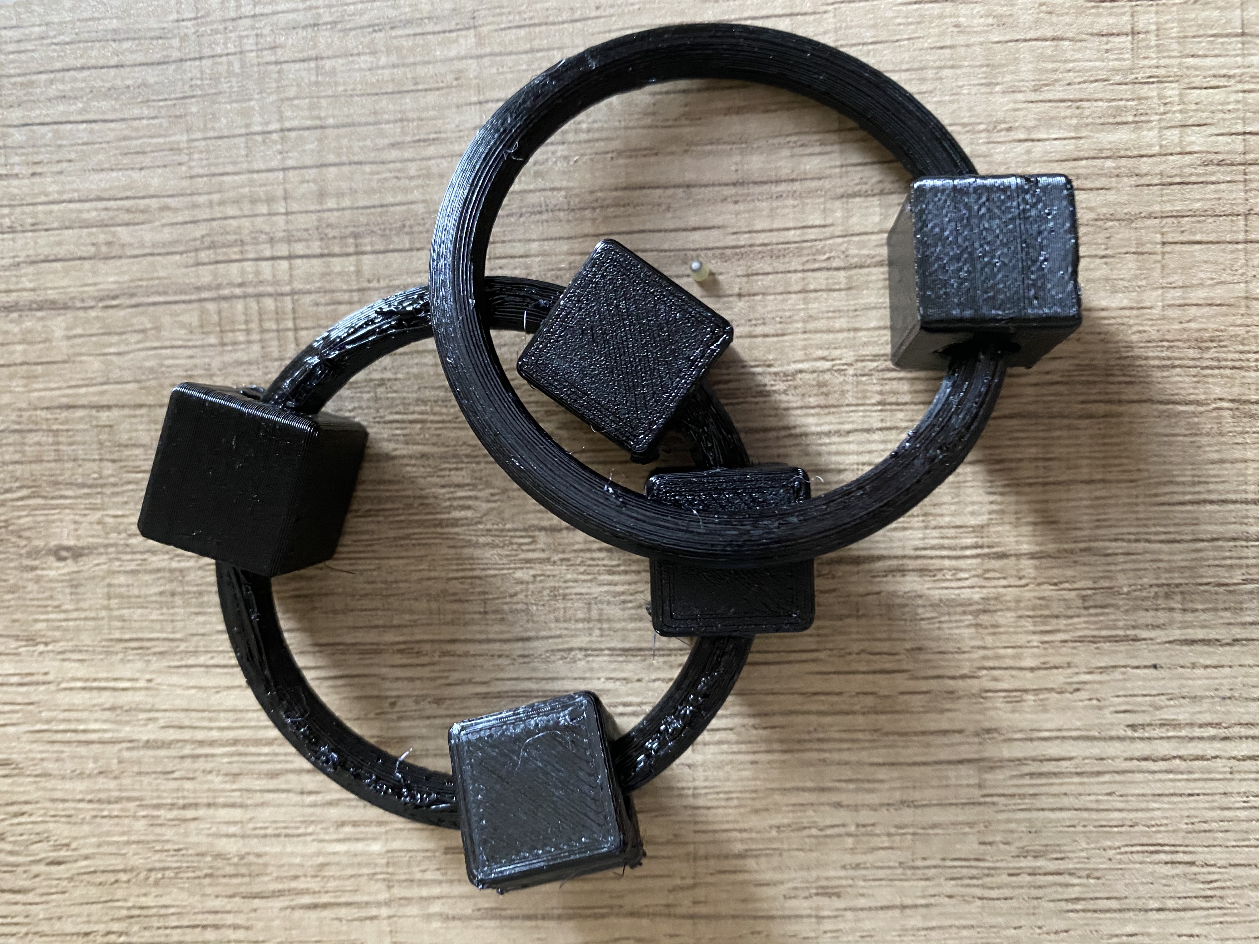 Cubes Through Ring Fidget Toy