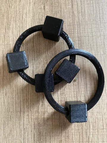 Cubes Through Ring Fidget Toy