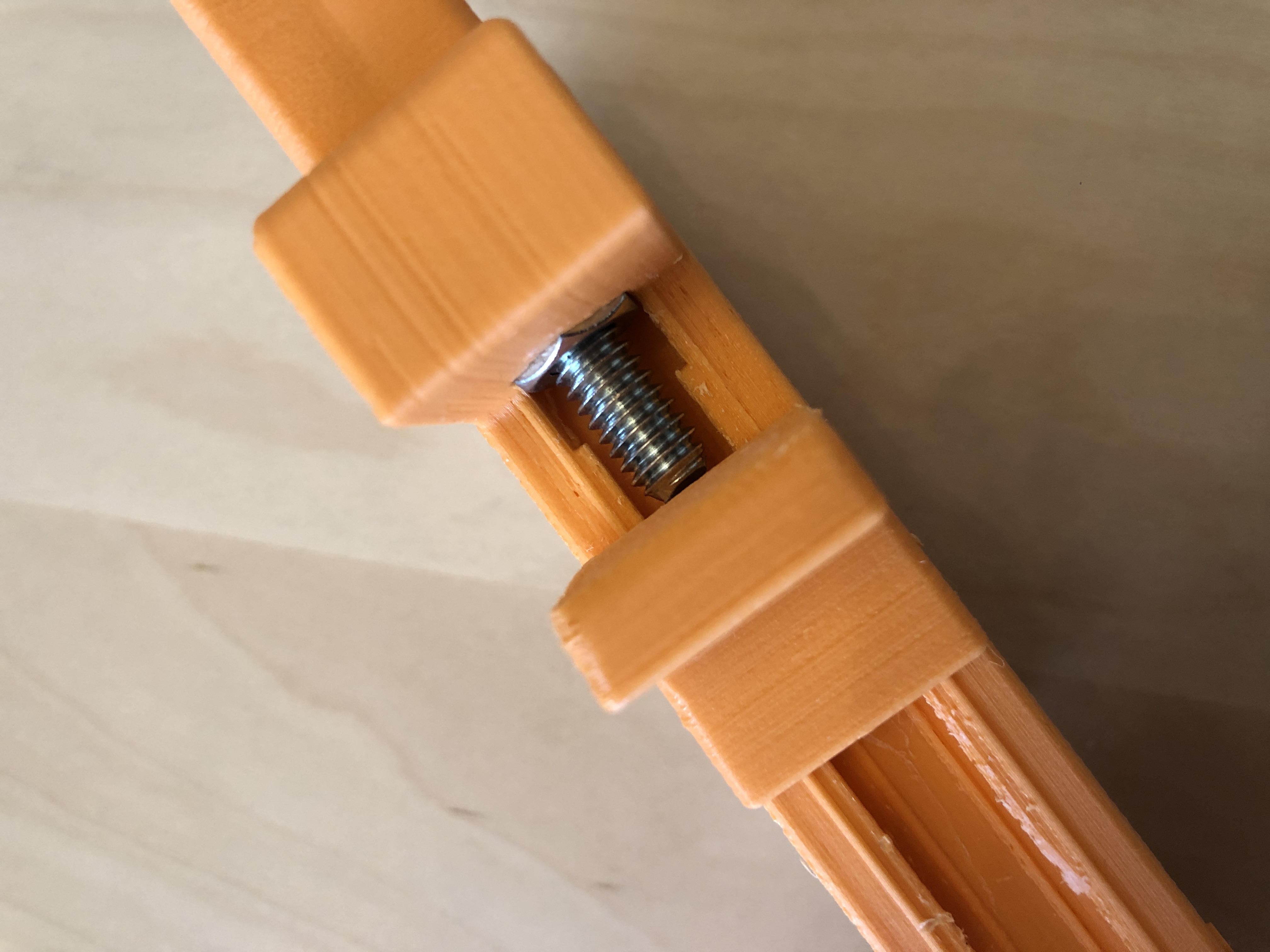 Mouth Mount for Smart Phones by Mott Download free STL model