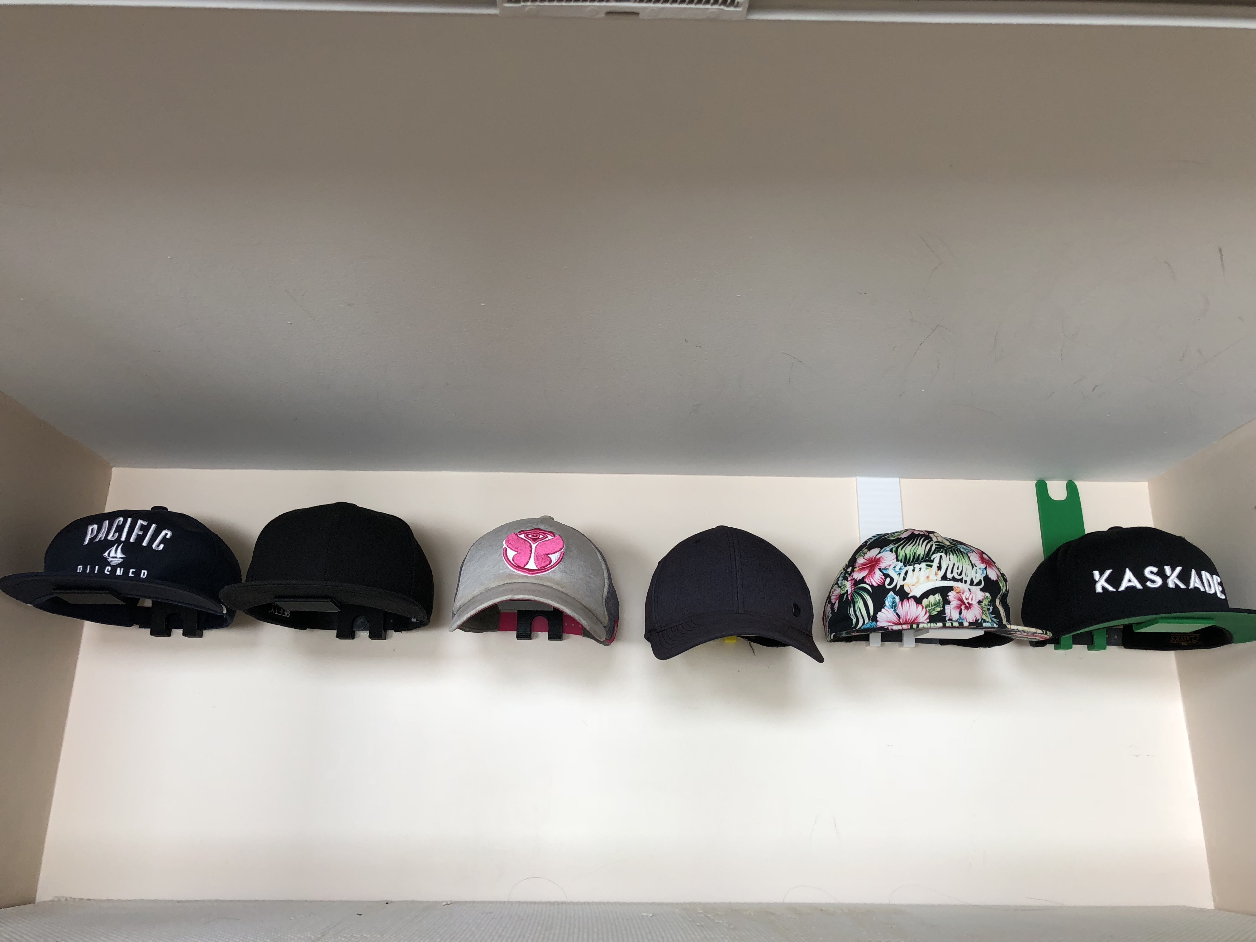 High Hat Somewhere to Hang Your Hat by Jon Lê Download free STL