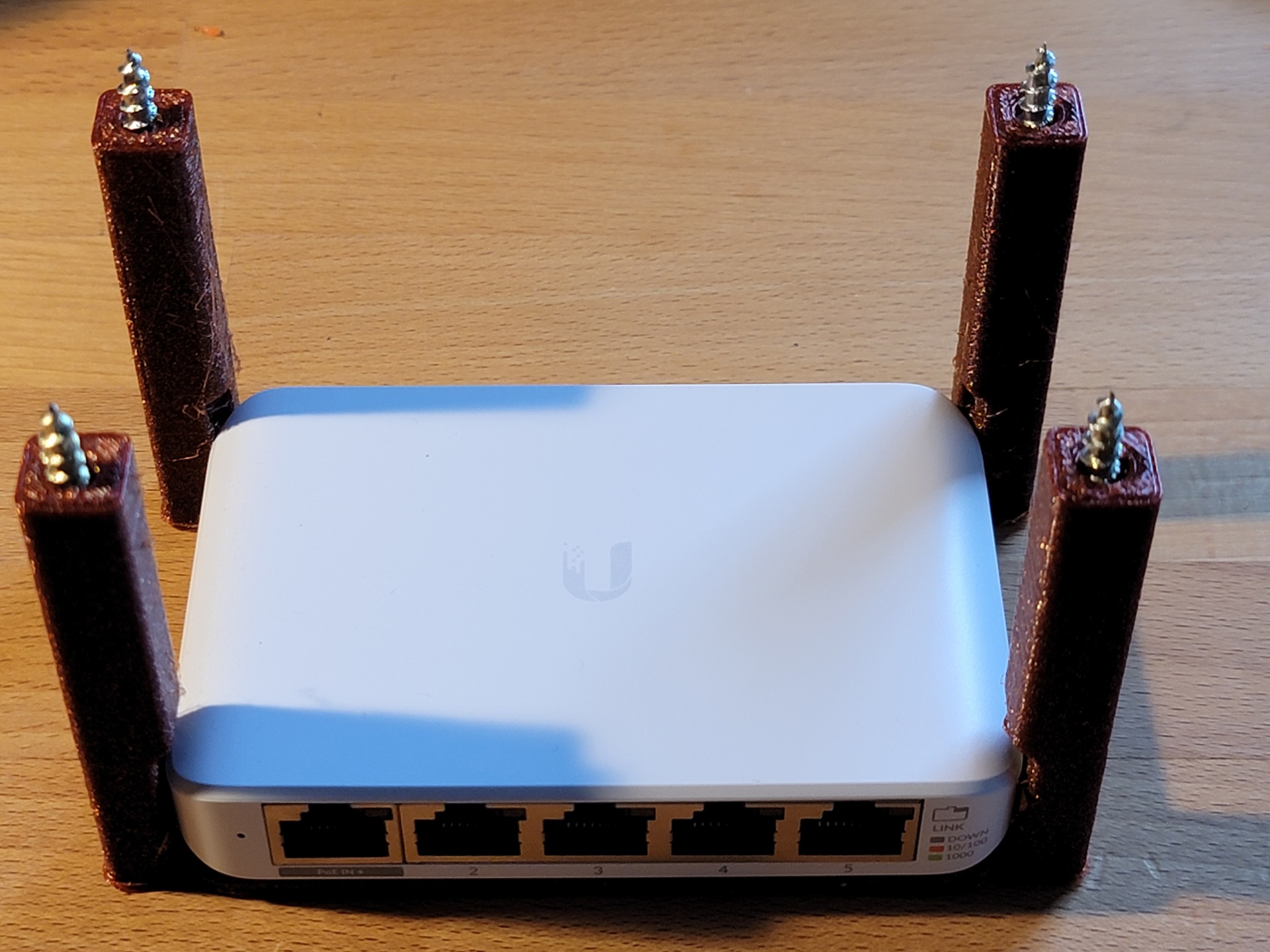 Ubiquiti Mini Rack Mount Ubiquiti flex mini under-table mount by EugeneGTI | Download free STL ...