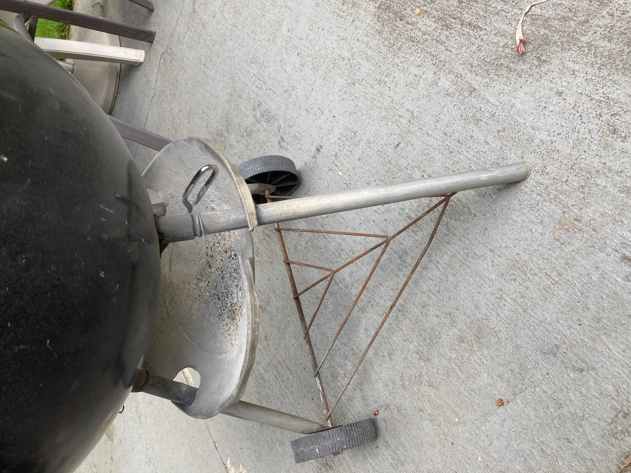 er Grill Leg End Cap/Extension by Bohemian Bass Player Download free STL model