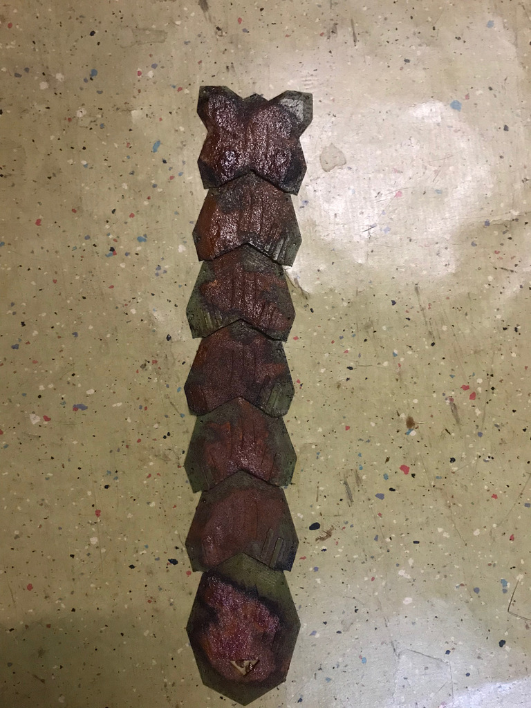 Spine armour scalemail