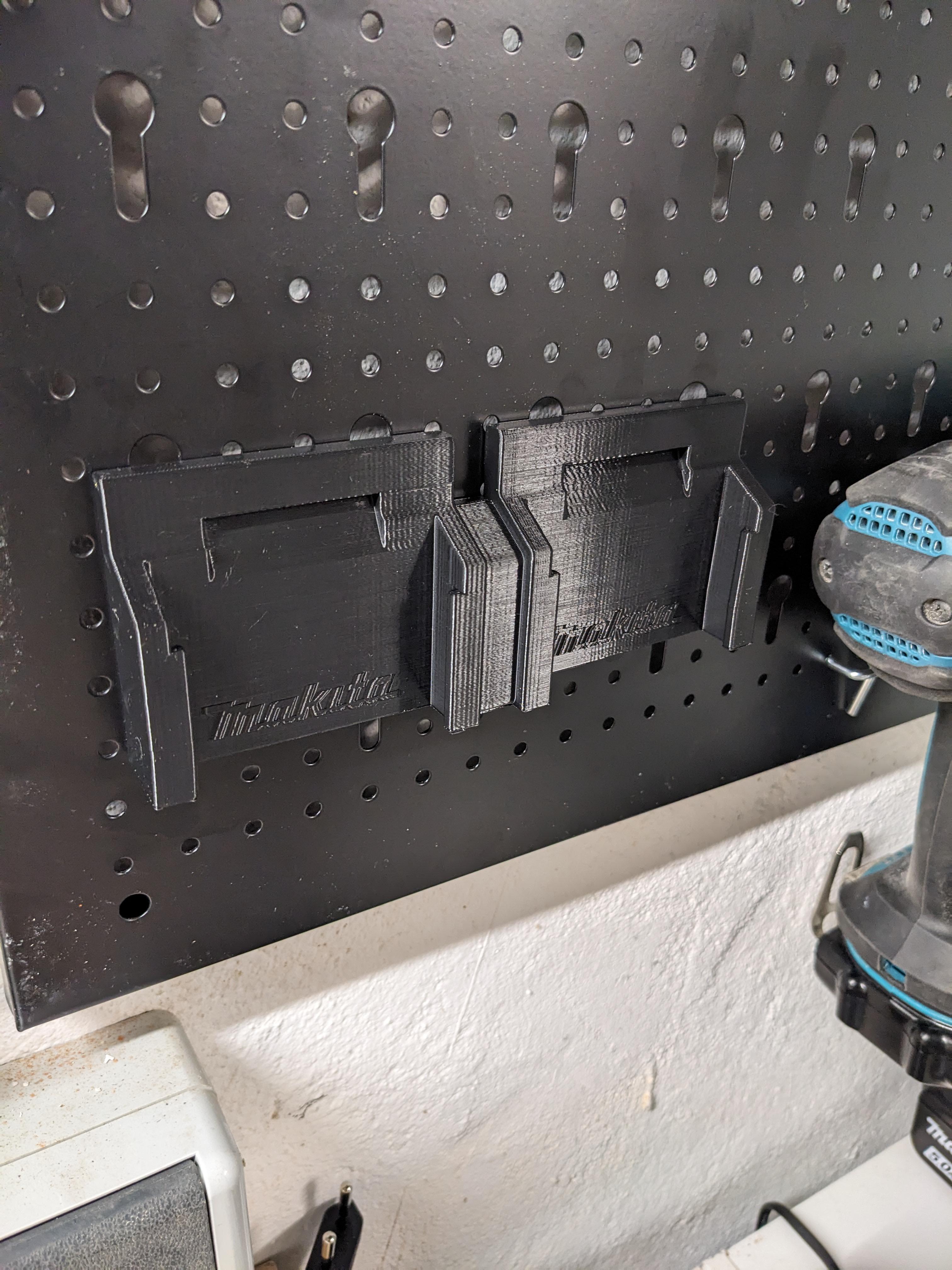 Makita Battery Holder - Pegboard EU