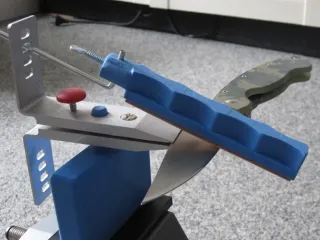 Makeshift lansky holder/stand : r/sharpening