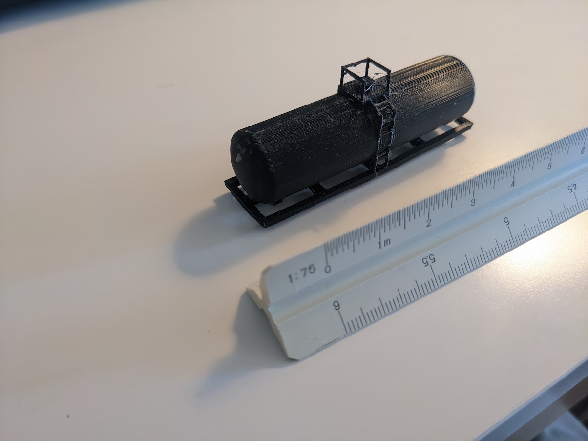 N Scale Tank Car