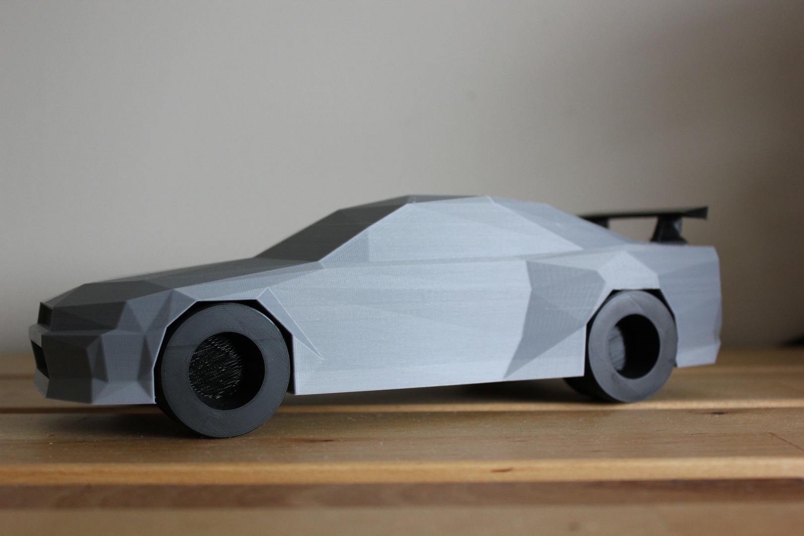 Low Poly Nissan GT-R R34
