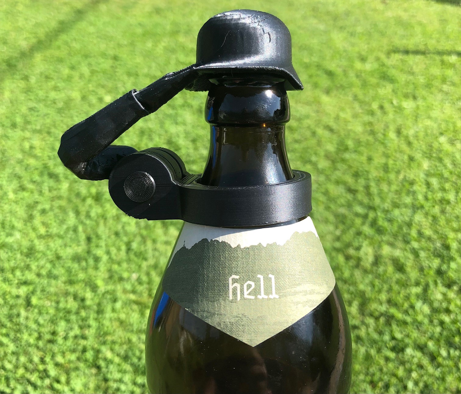 Beer Bottle Helmet - insect protection - Bierflaschenhelm FDM REMIX