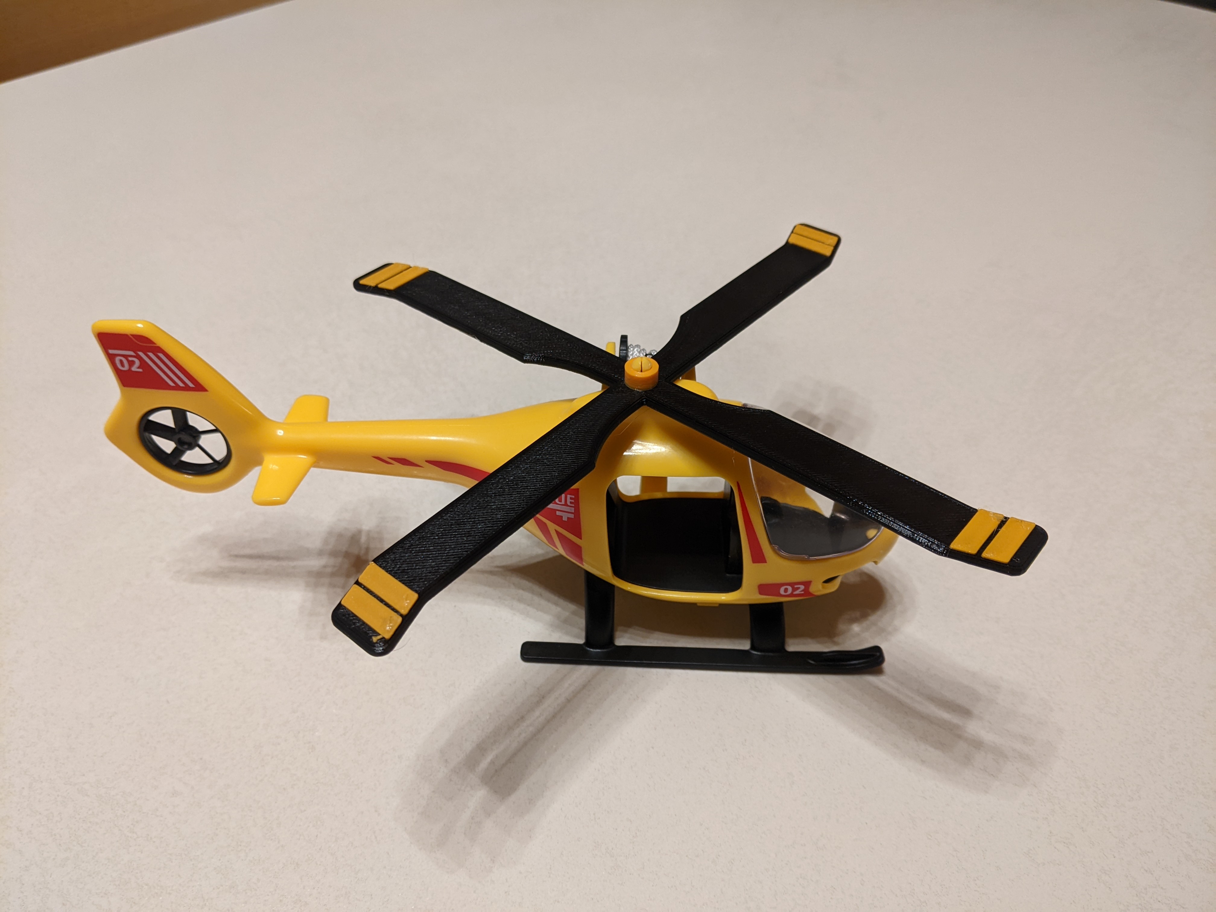 Helicopter propeller