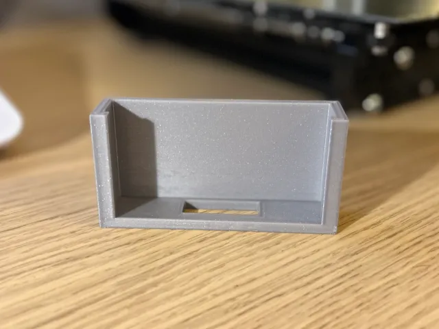 Wall mount for iPhone 12/13 Pro with PureGear DualTek case