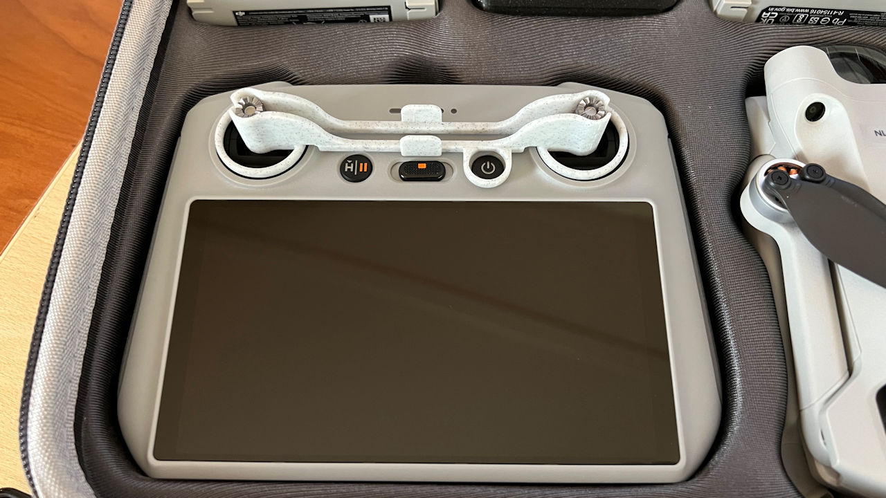 DJI Mini 3 RC Pro - clamping stick guard