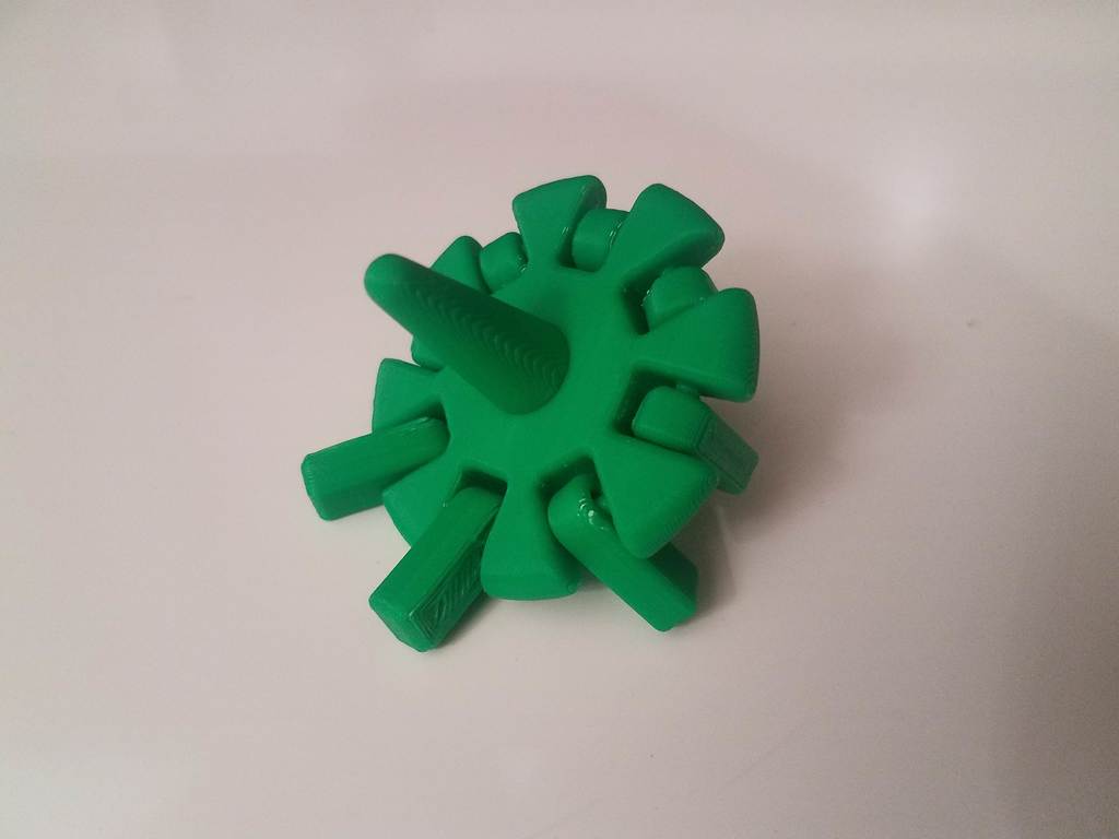 Spinning Top with Articulated Arms (REMIX)