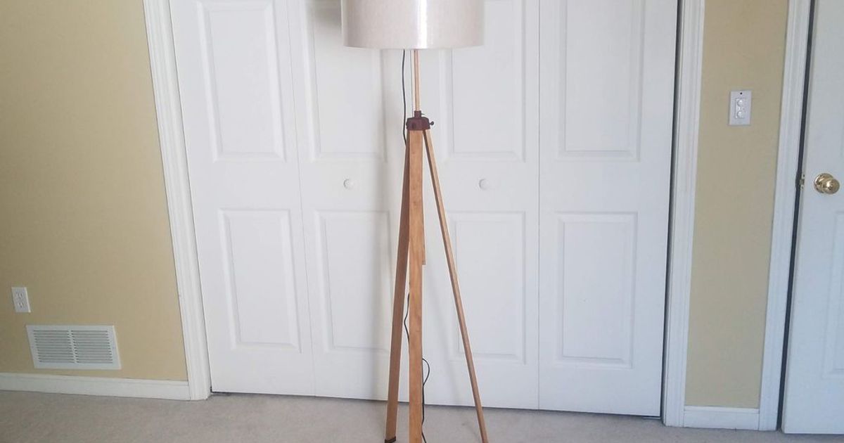 Tripod Floor Lamp by paulorfo Download free STL model
