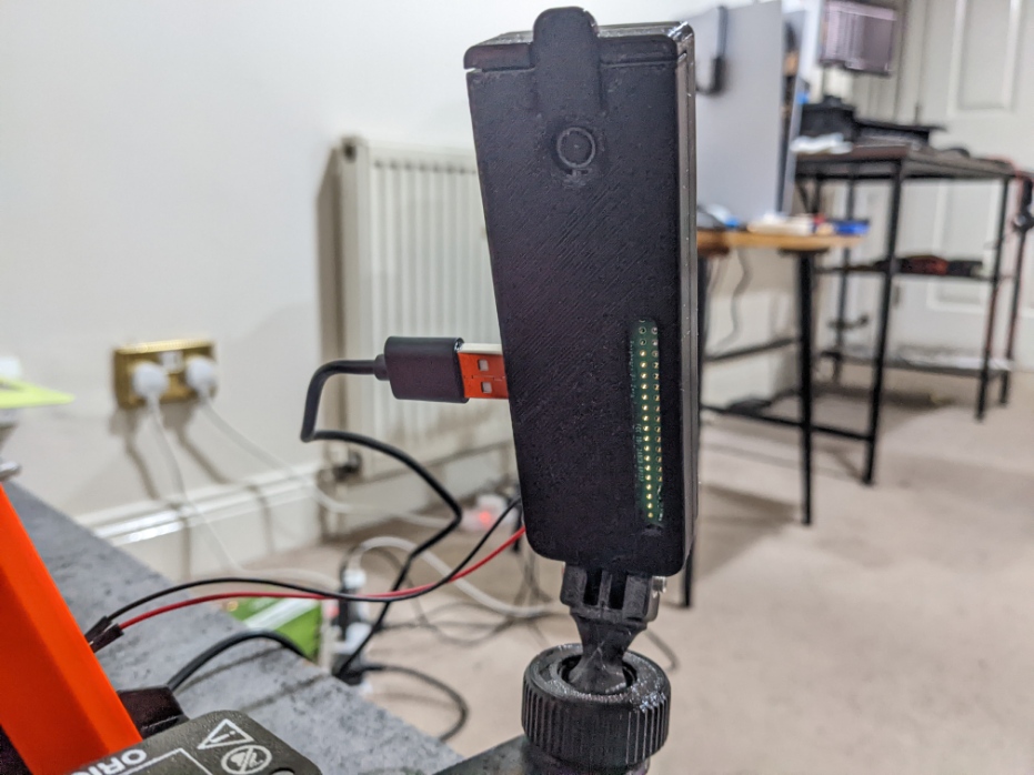 PiZero Vertical Screwless Camera Housings GPIO Remix Par Bracco23 