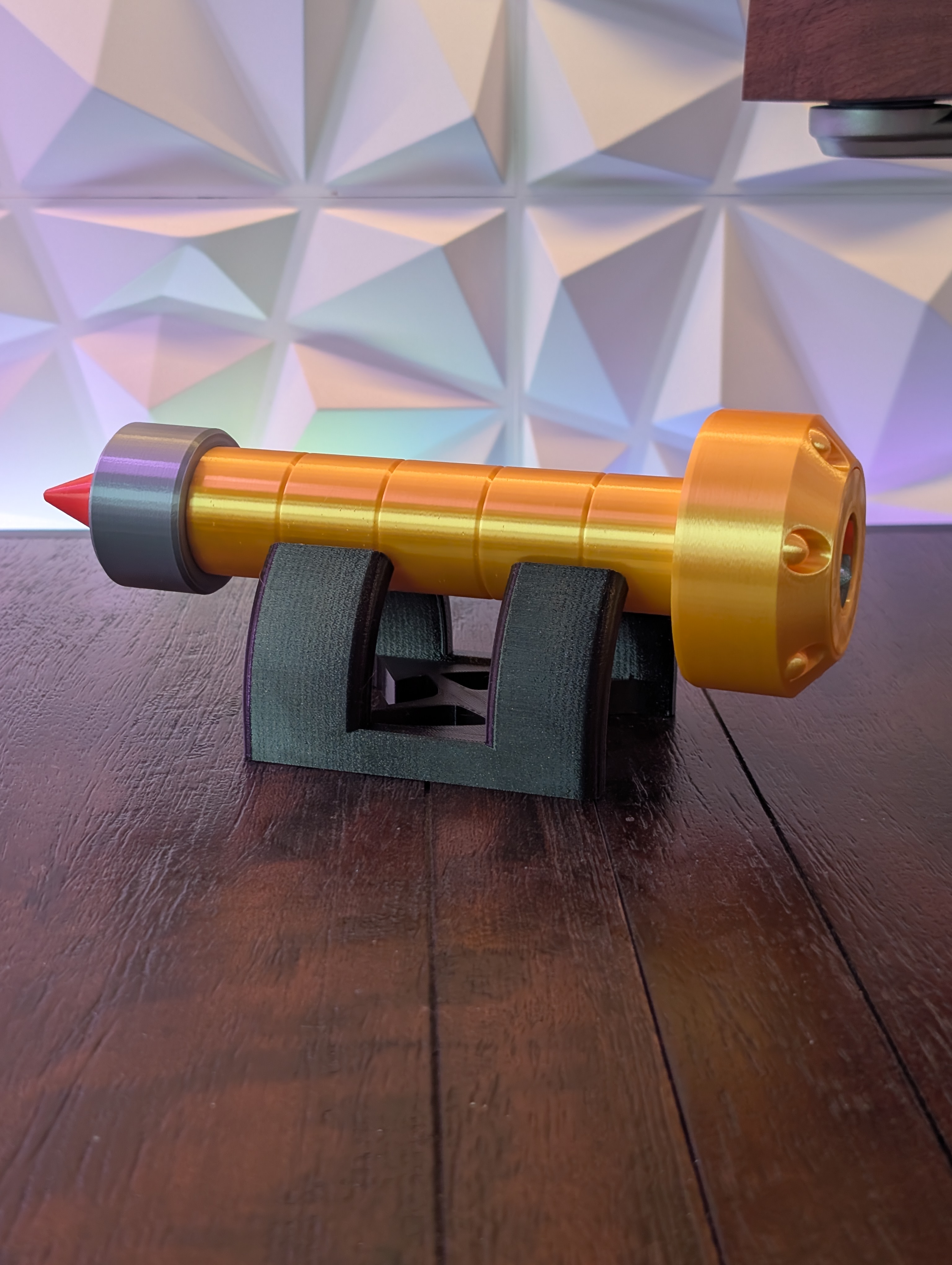 Z-Saber cradle/stand