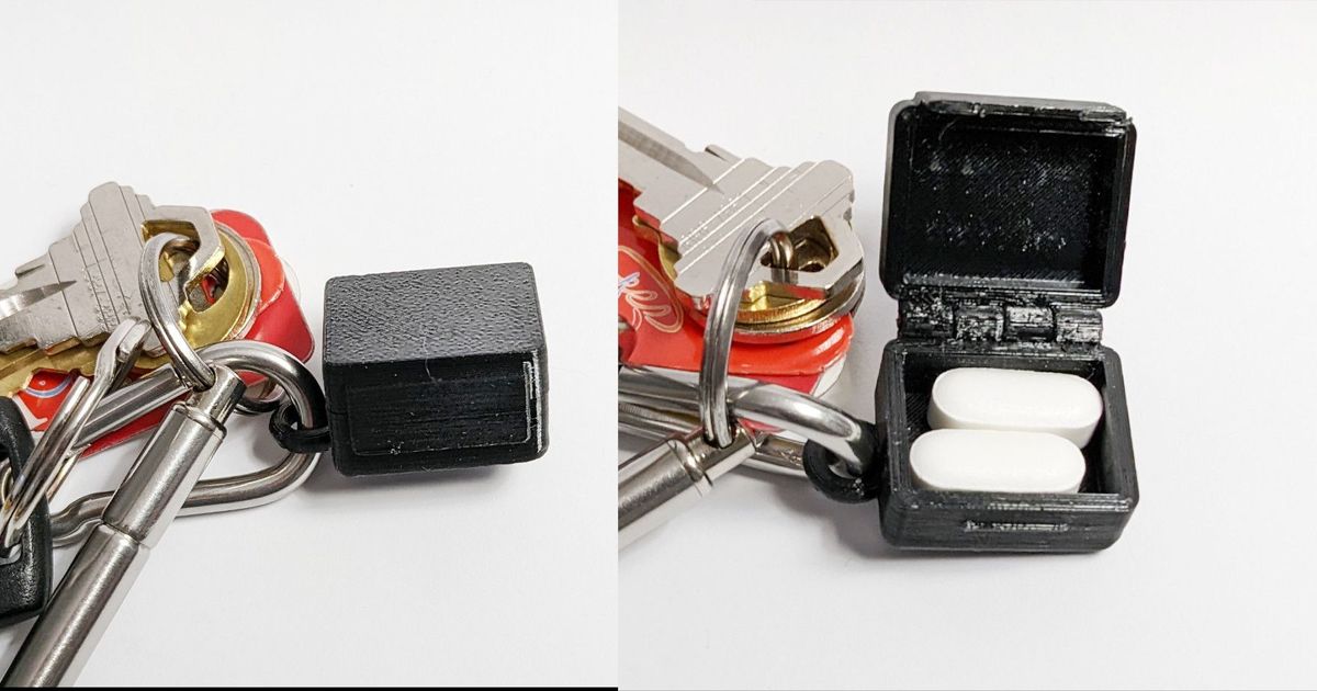 Keychain Pill Box by Steve DeGroof Download free STL model